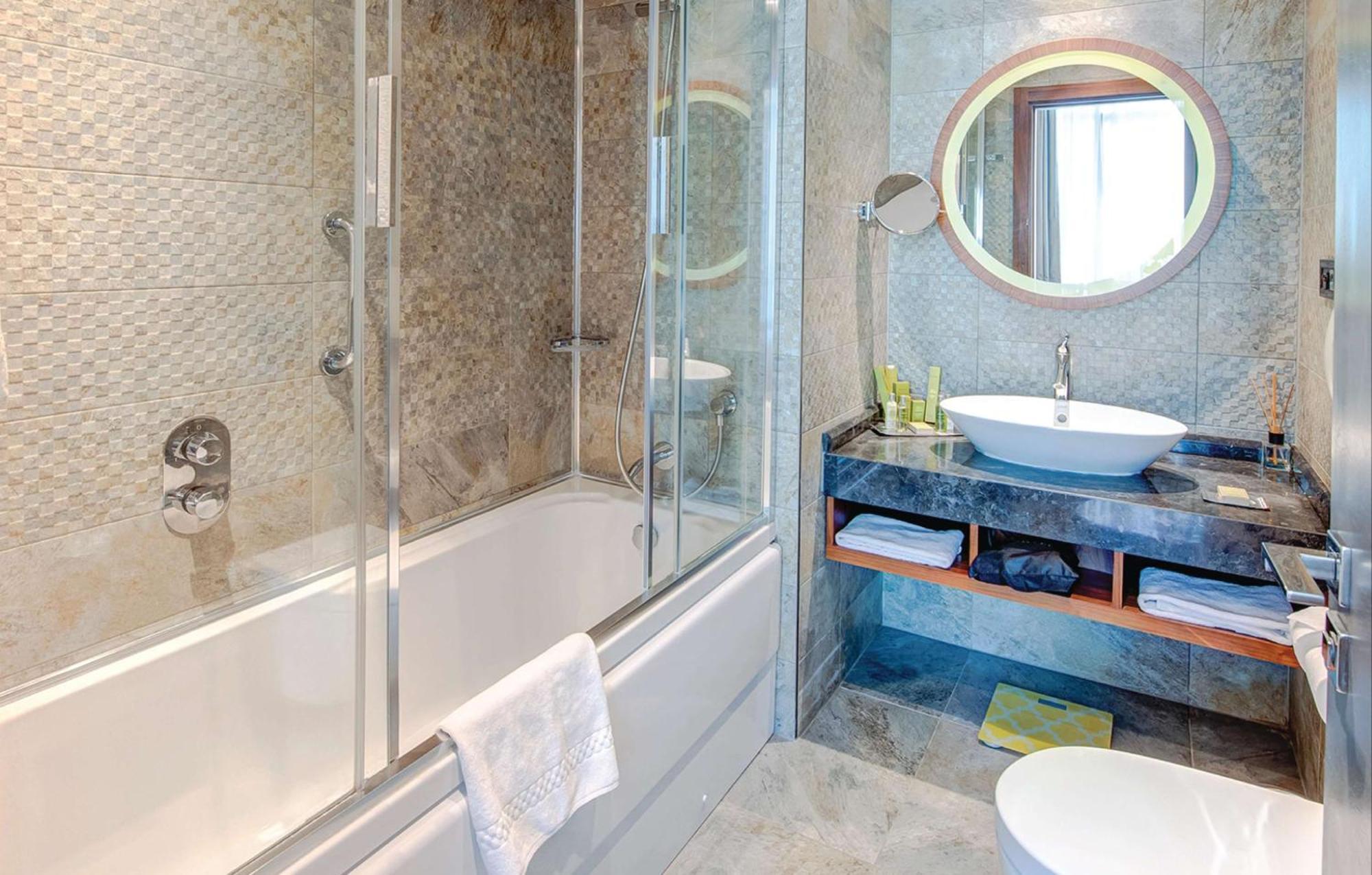 Hotel Doubletree By Hilton - Piyalepasa 5*