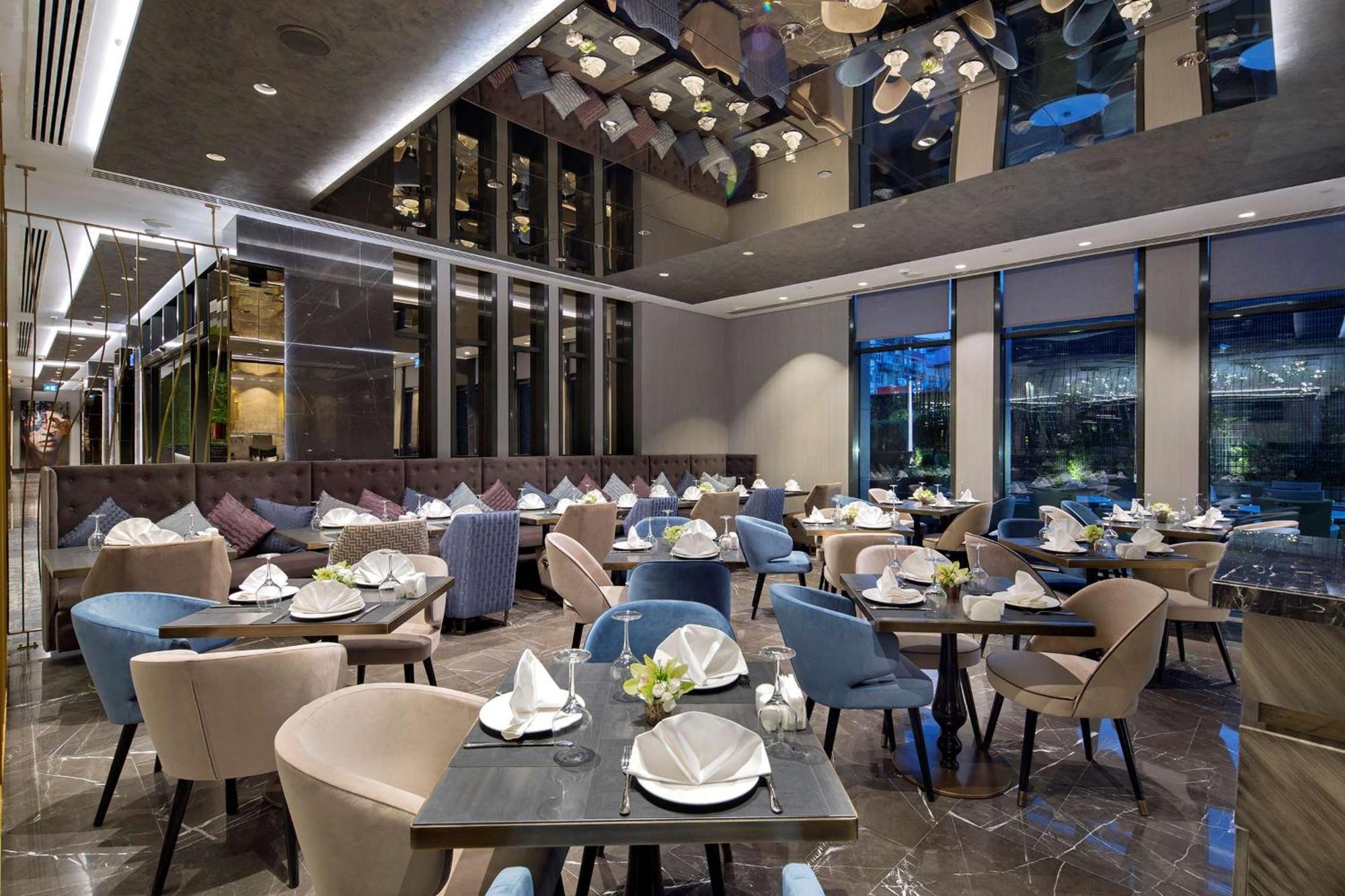 Doubletree By Hilton - Piyalepasa 5* Istanbul