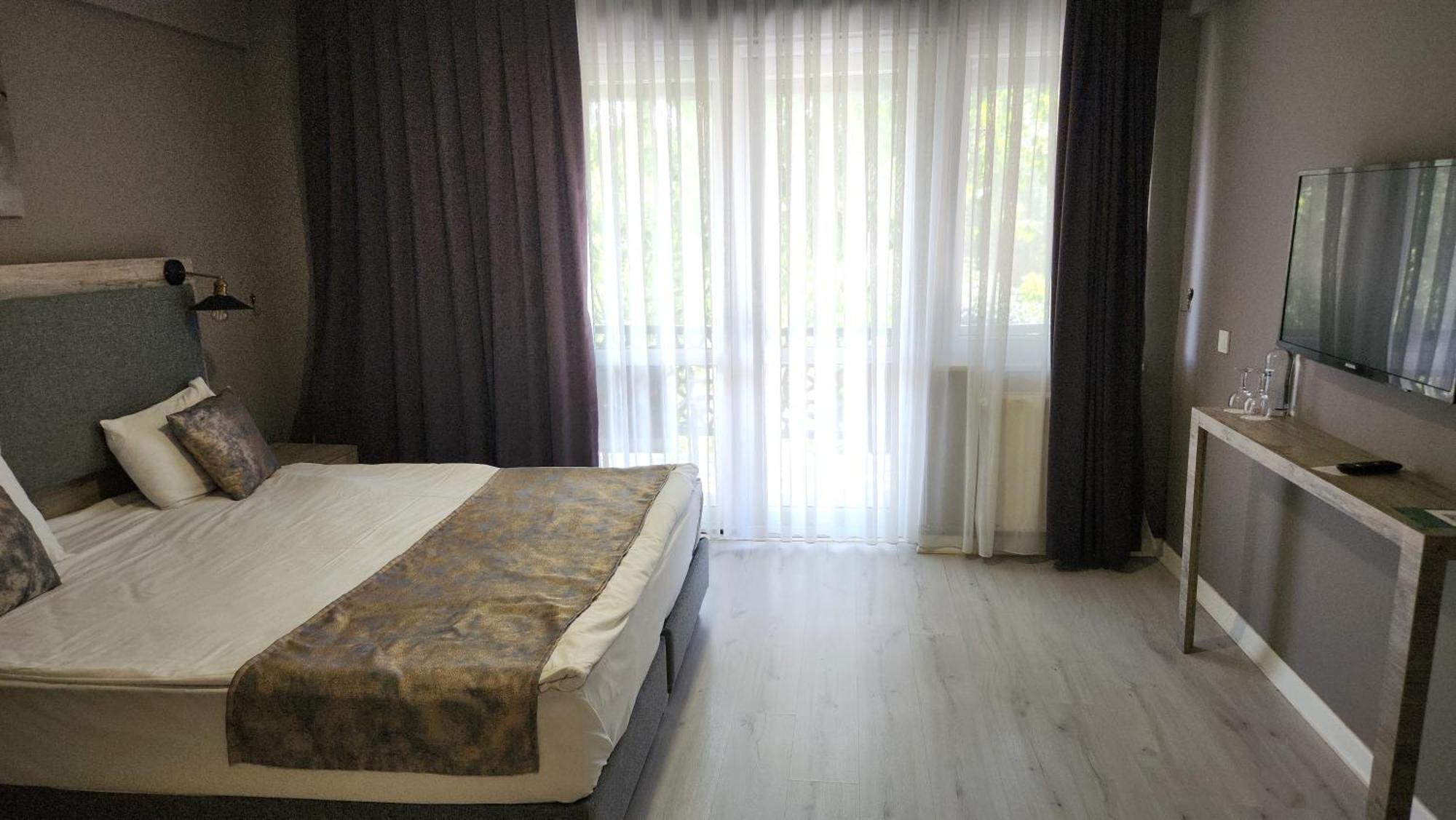 Hbs Polonezkoy Life & Garden Hotel