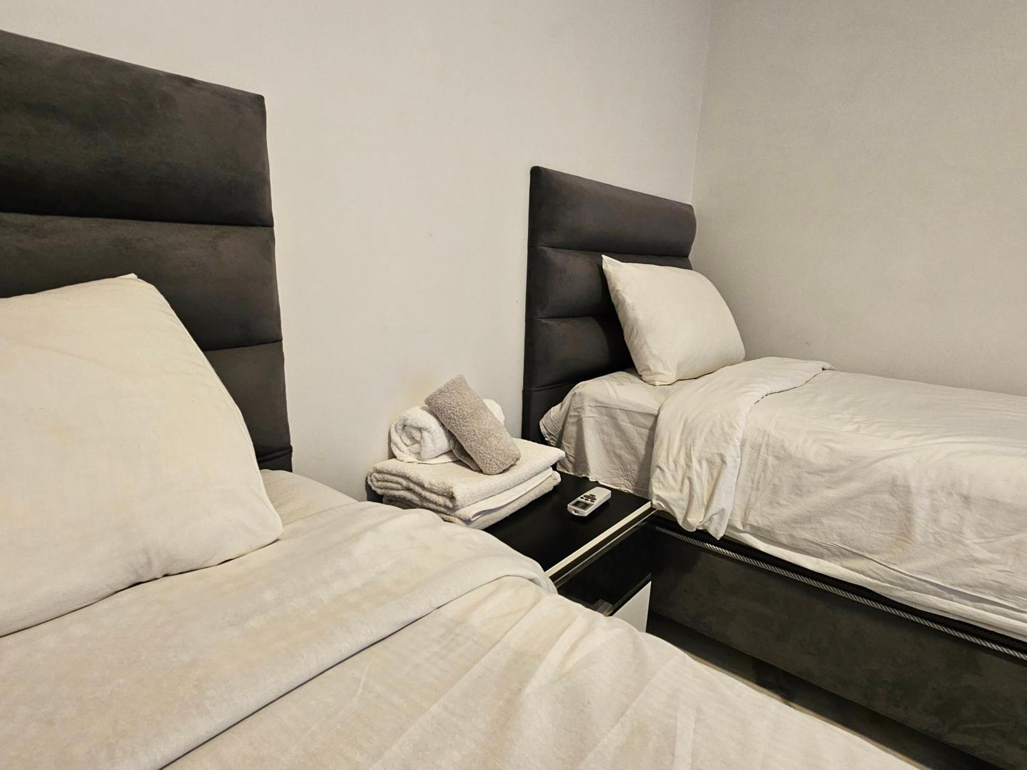 Perfect Taksim, 2 Bedroom, Pool, Gym, Sauna Istanbul