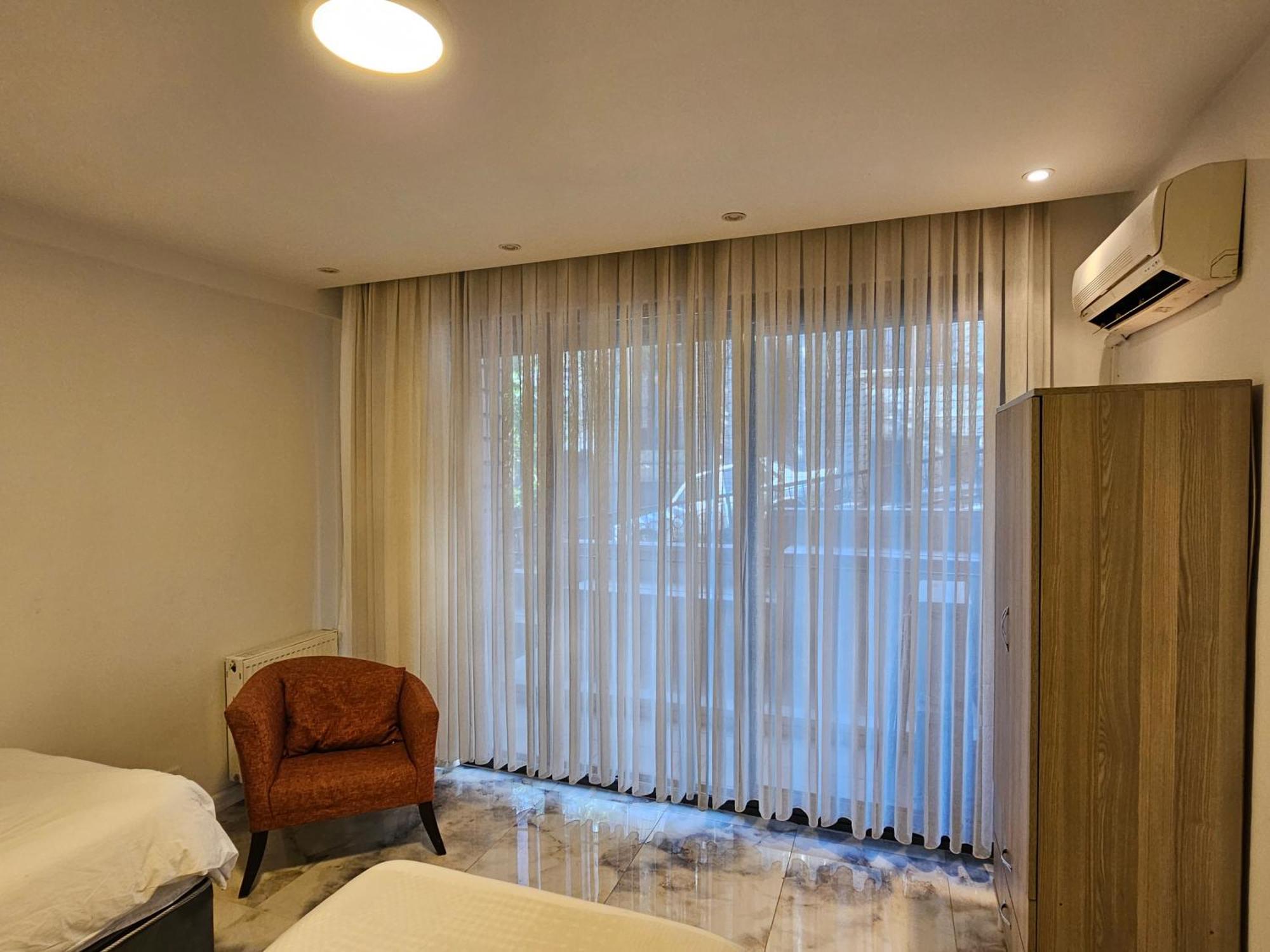 Perfect Taksim, 2 Bedroom, Pool, Gym, Sauna Istanbul