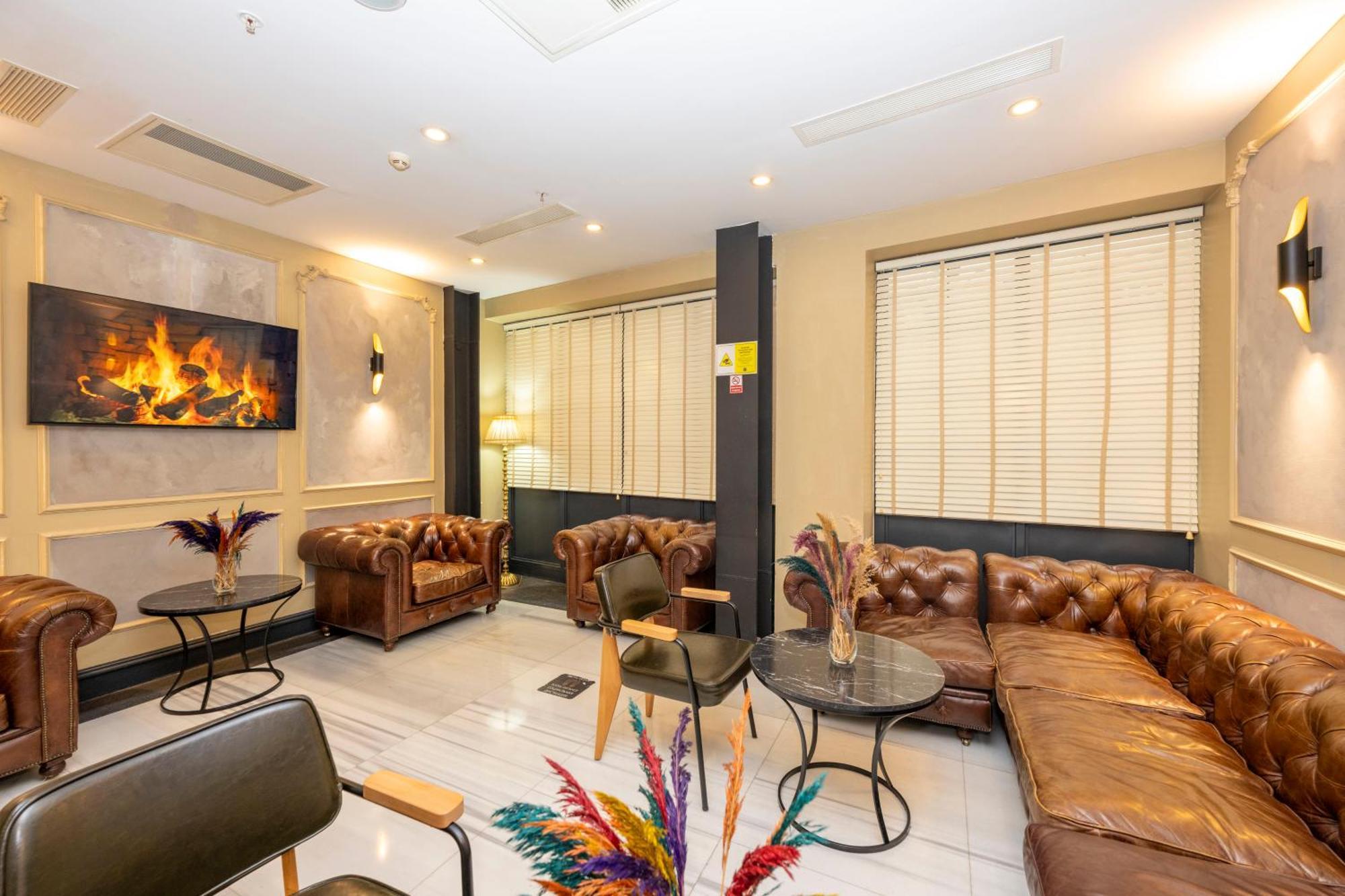 Premist Taksim 4*