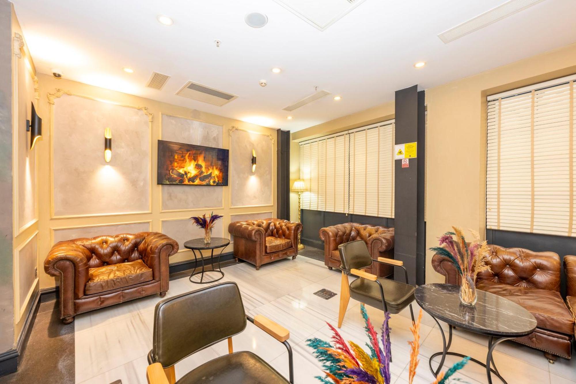 Premist Taksim 4*