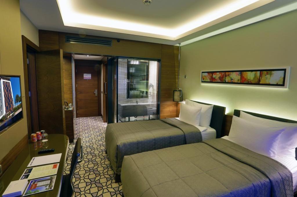 Grand Harilton Hotel