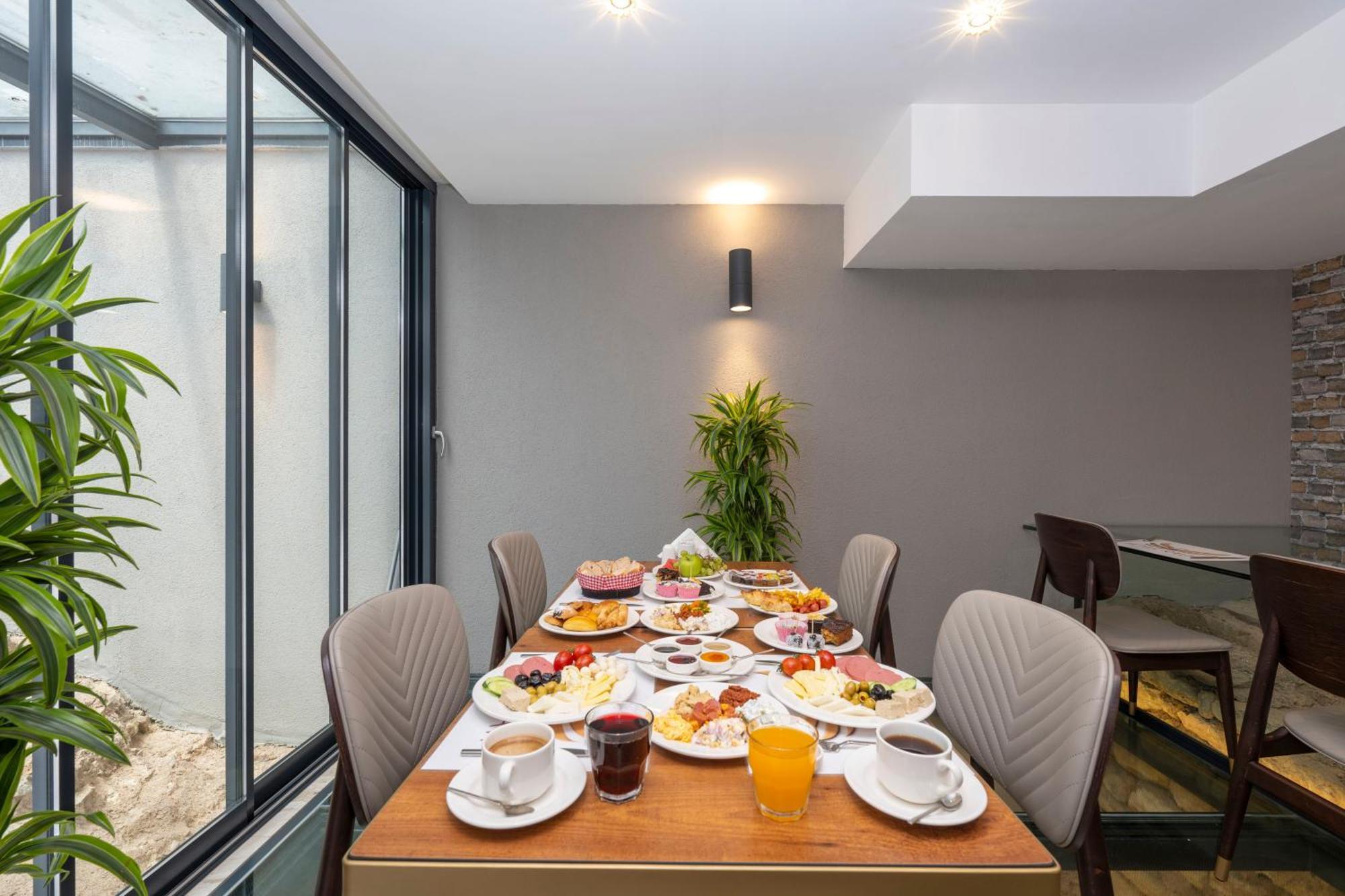 Hotel Ravi Istanbul
