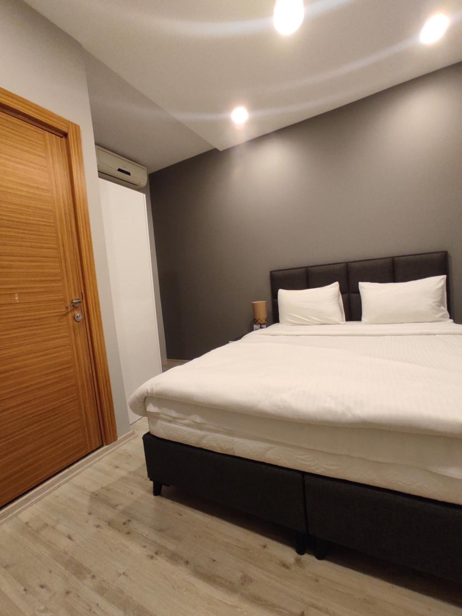 Aparthotel Pera *