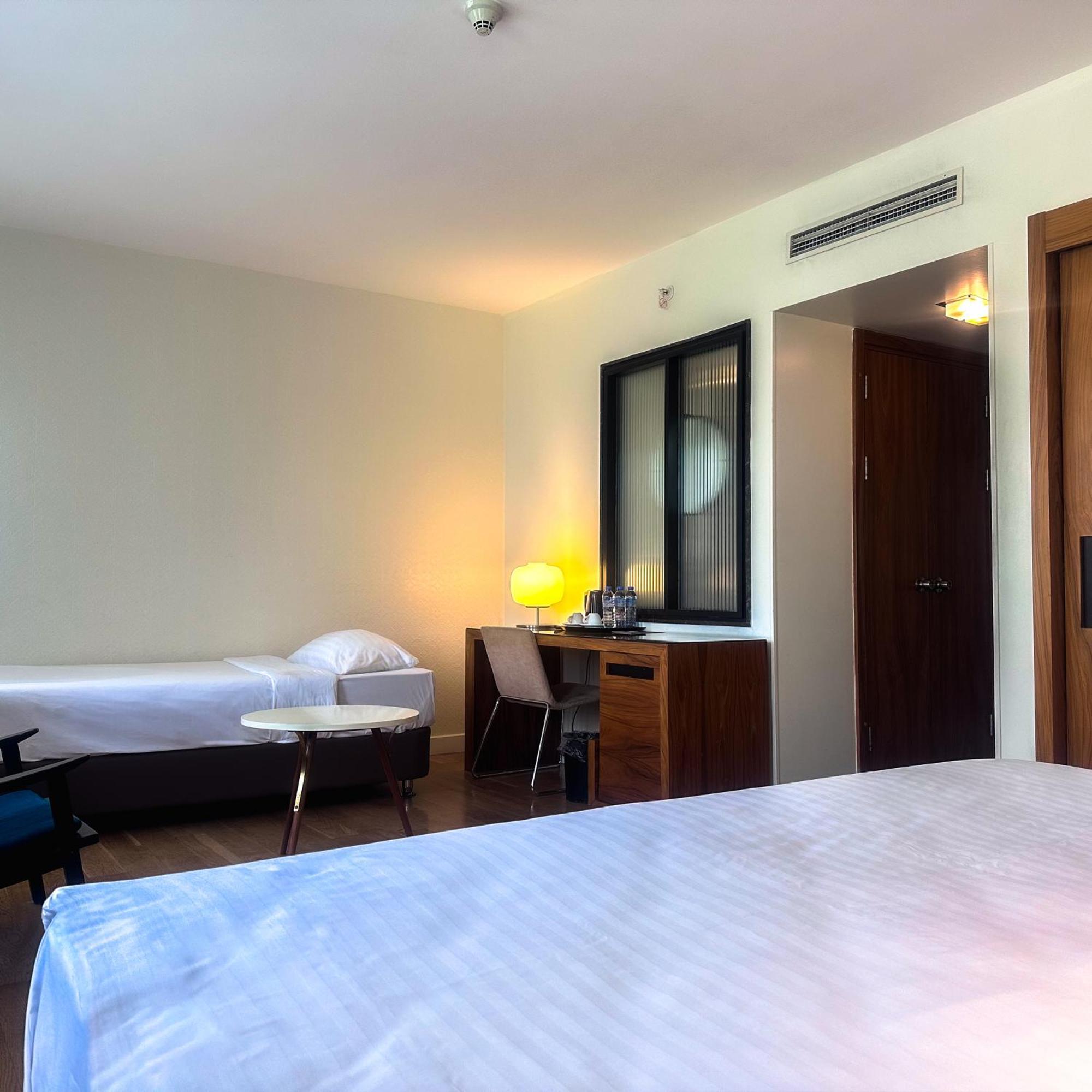 Hotel Miapera And Istanbul