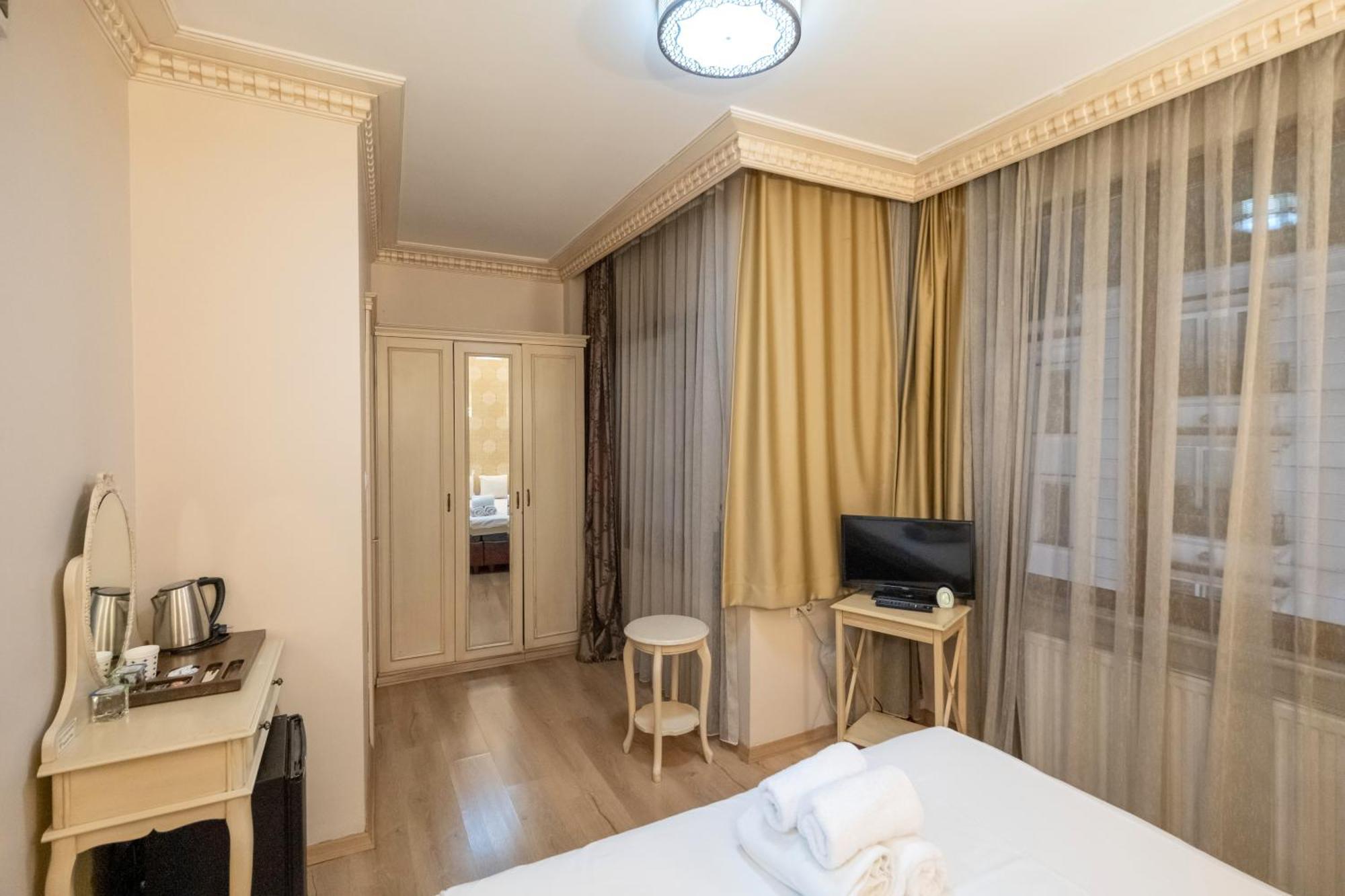 Hotel Felicity 3*