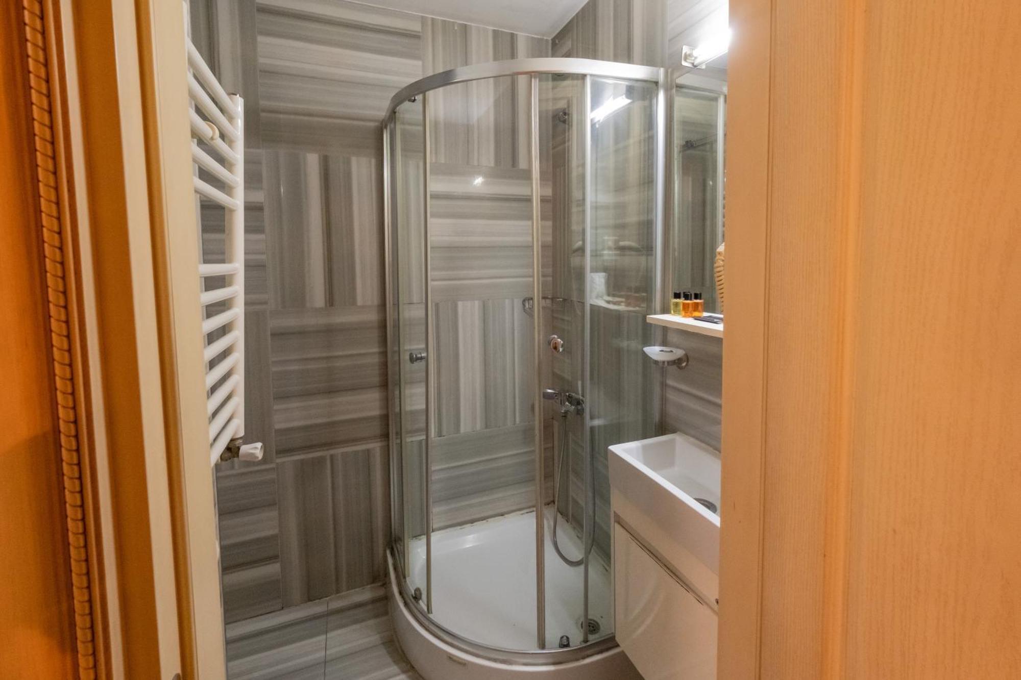 Tarihi Isparta Otel
