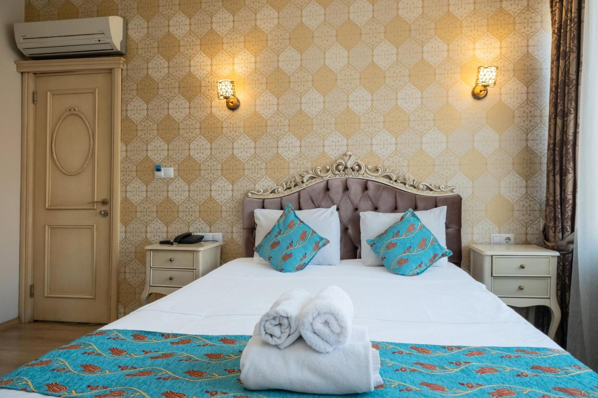 Felicity Hotel 3*