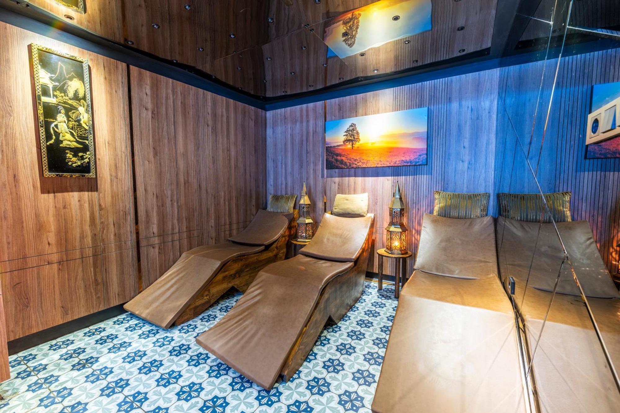 Karaköy Aparts 4*