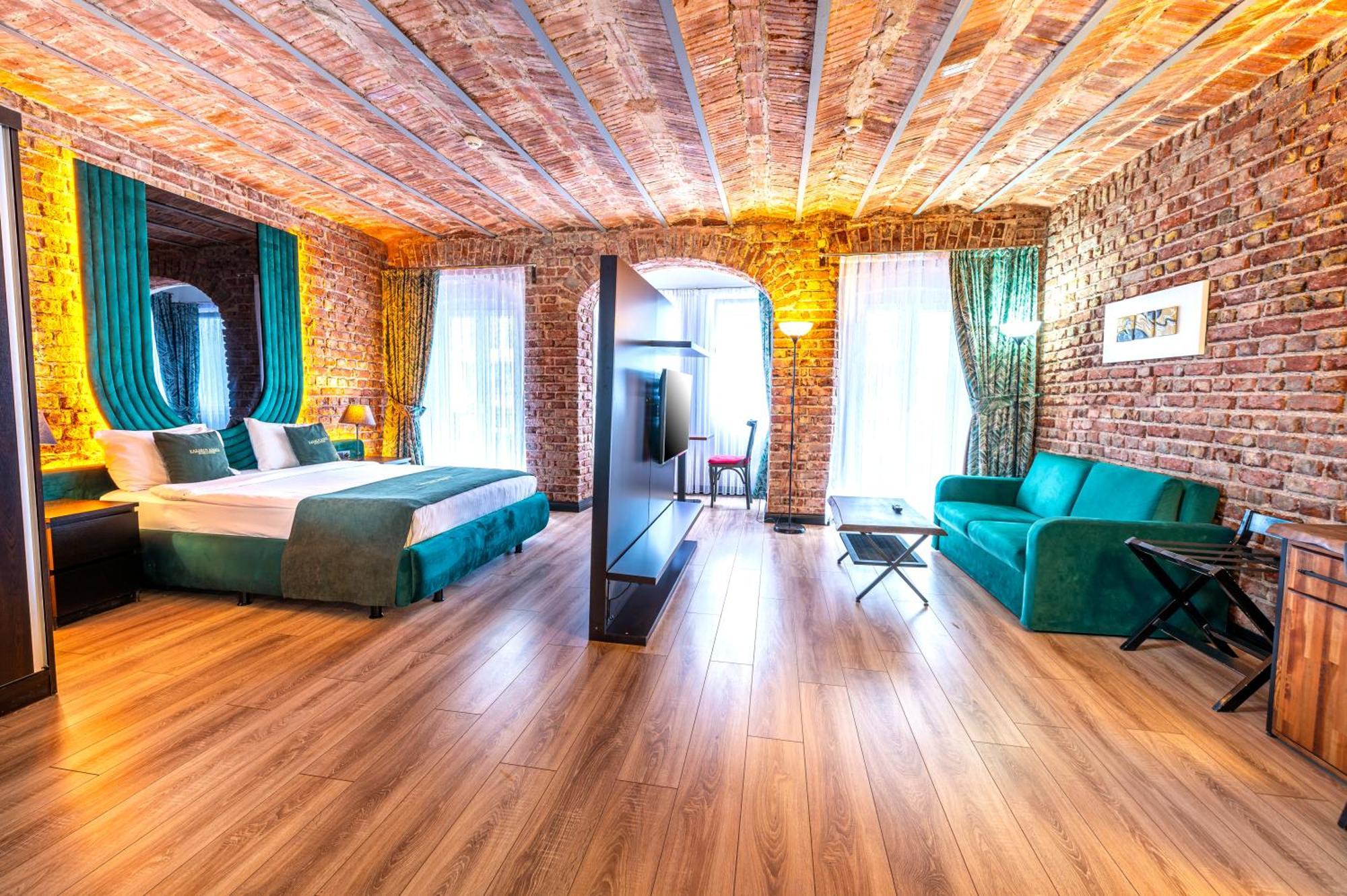 Karaköy Aparts 4*