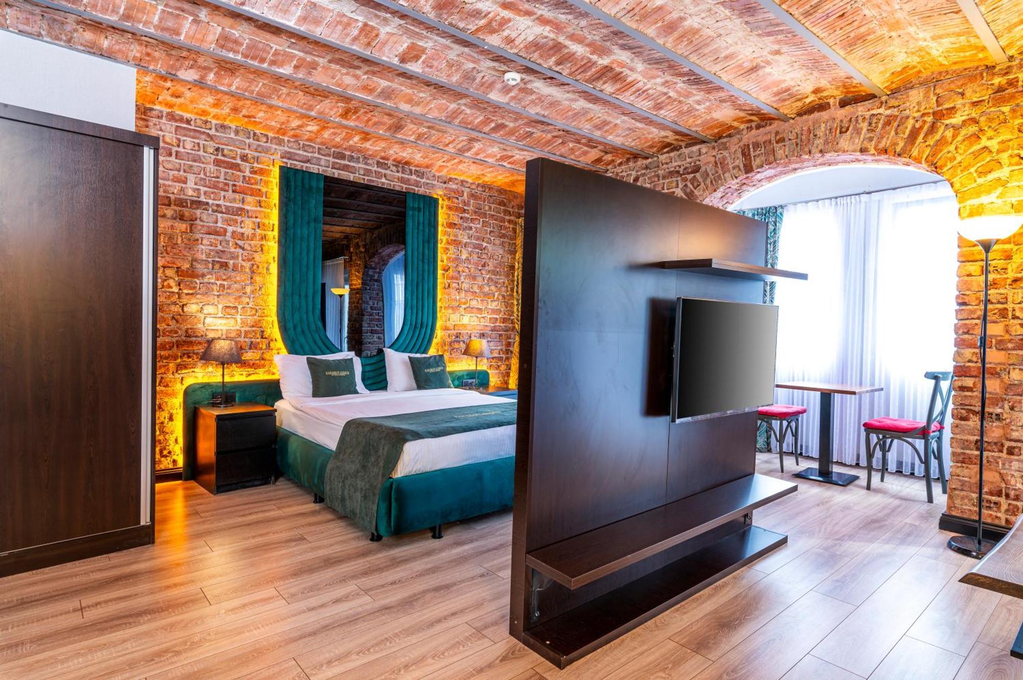 Karaköy Aparts 4*