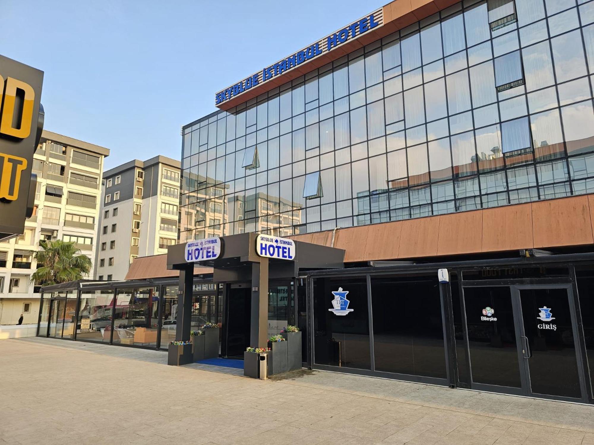 Aparthotel Skyblue *