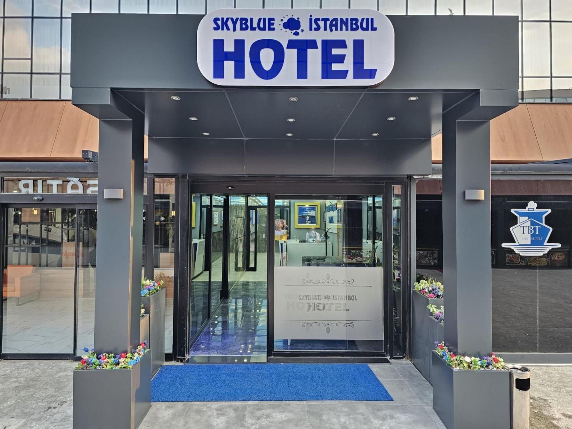 Aparthotel Skyblue *