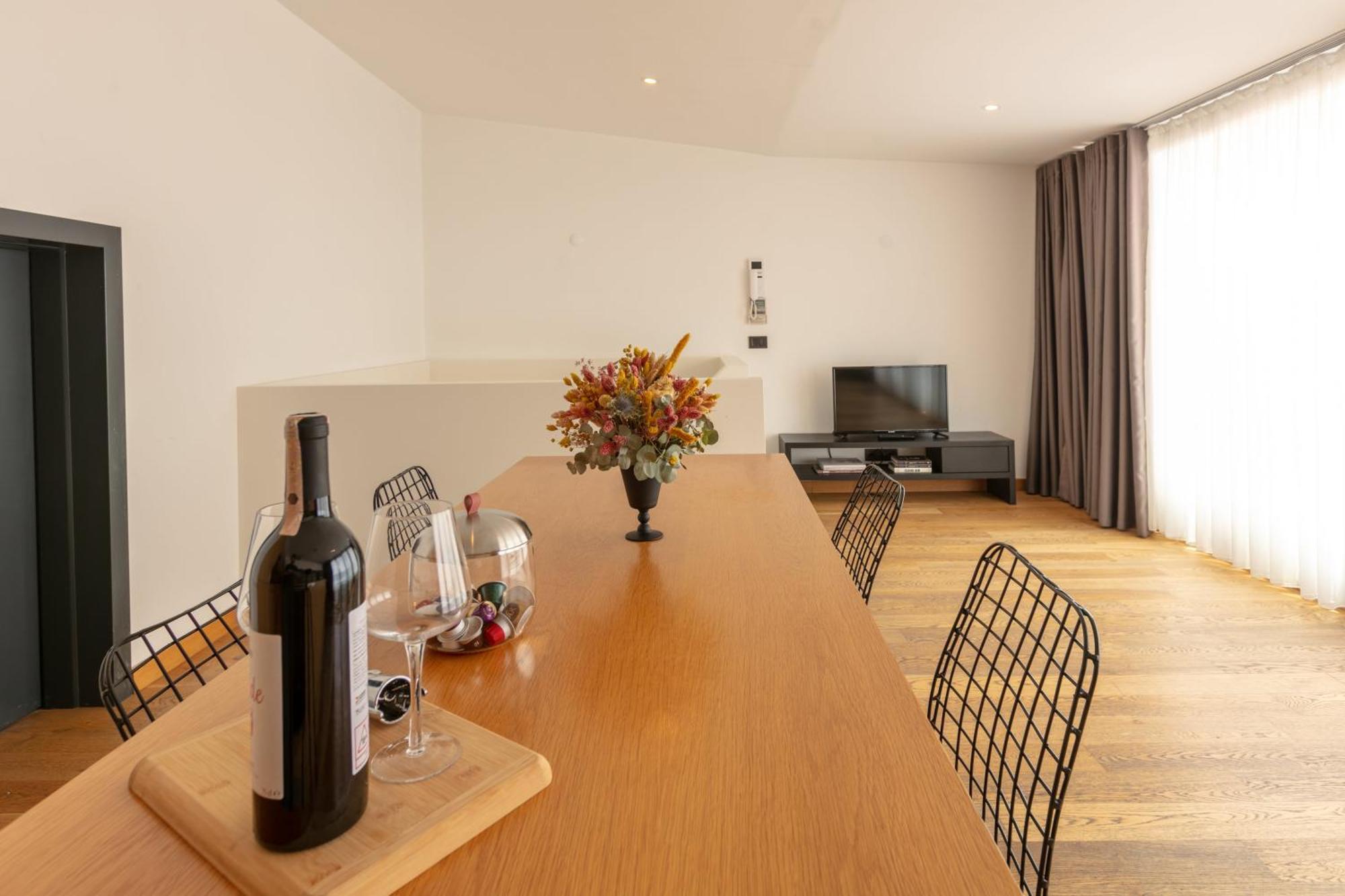 Ando Living - Taksim Gumussuyu Townhouse
