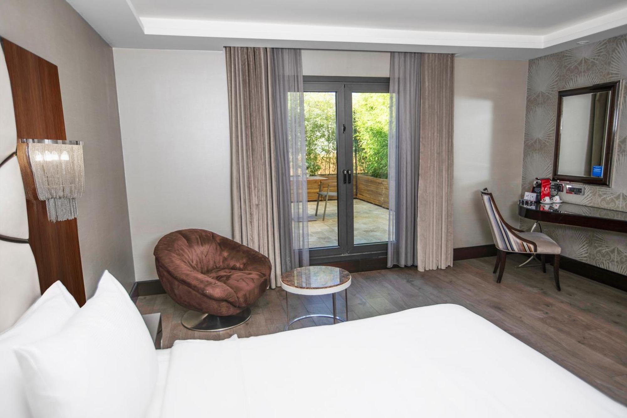 Doubletree By Hilton Gayrettepe