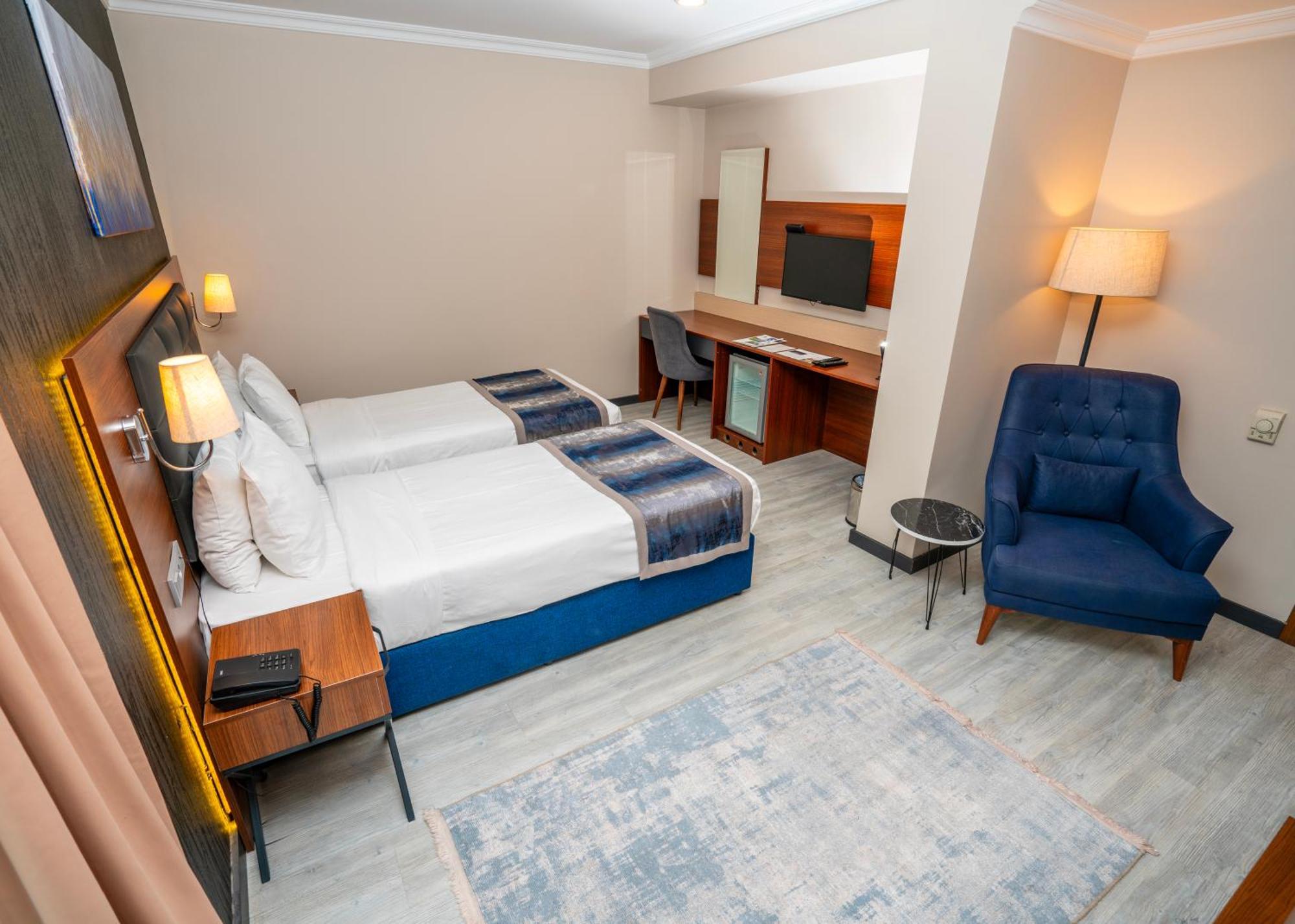 The Bostanci Hotel