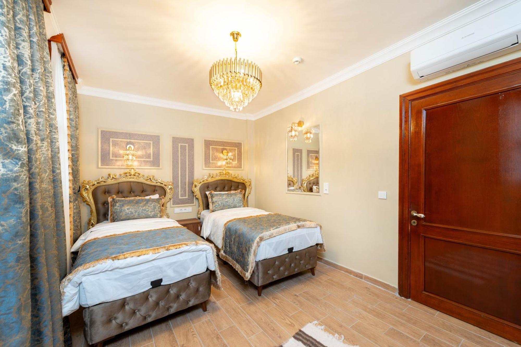 Brown Mansion Oldcity Otel