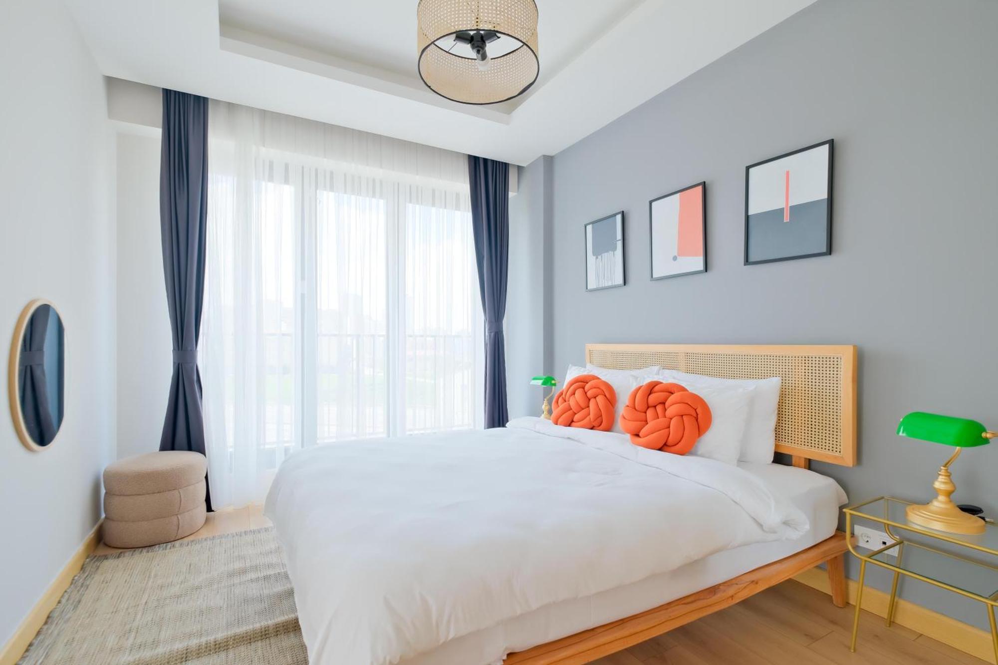 Grand Apartment *