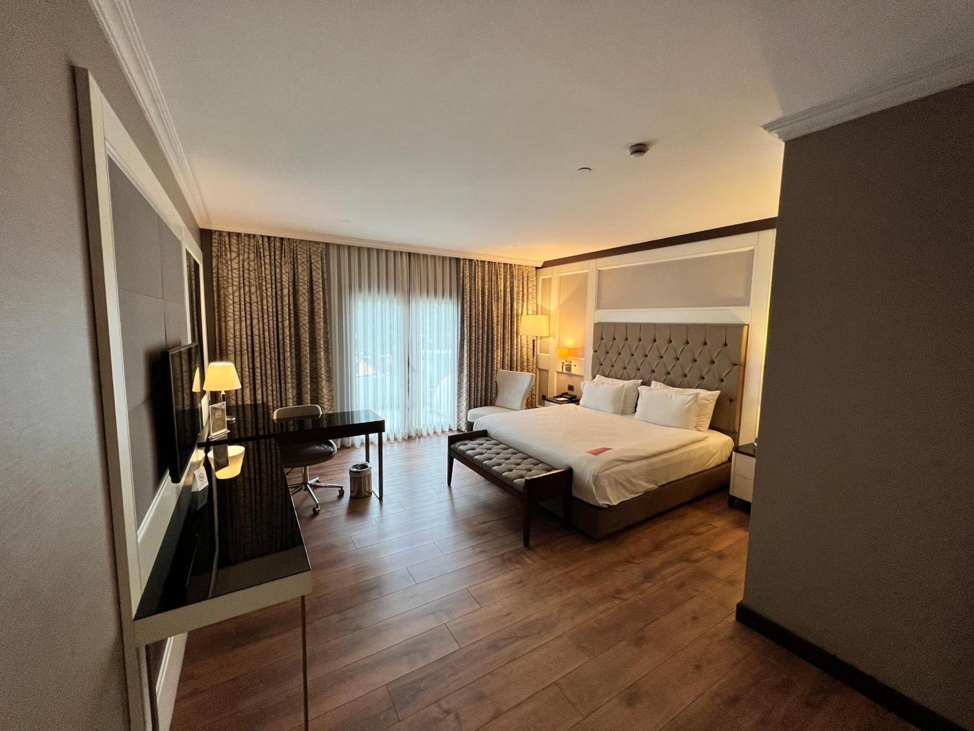 Ramada By Wyndham Merter Hotel