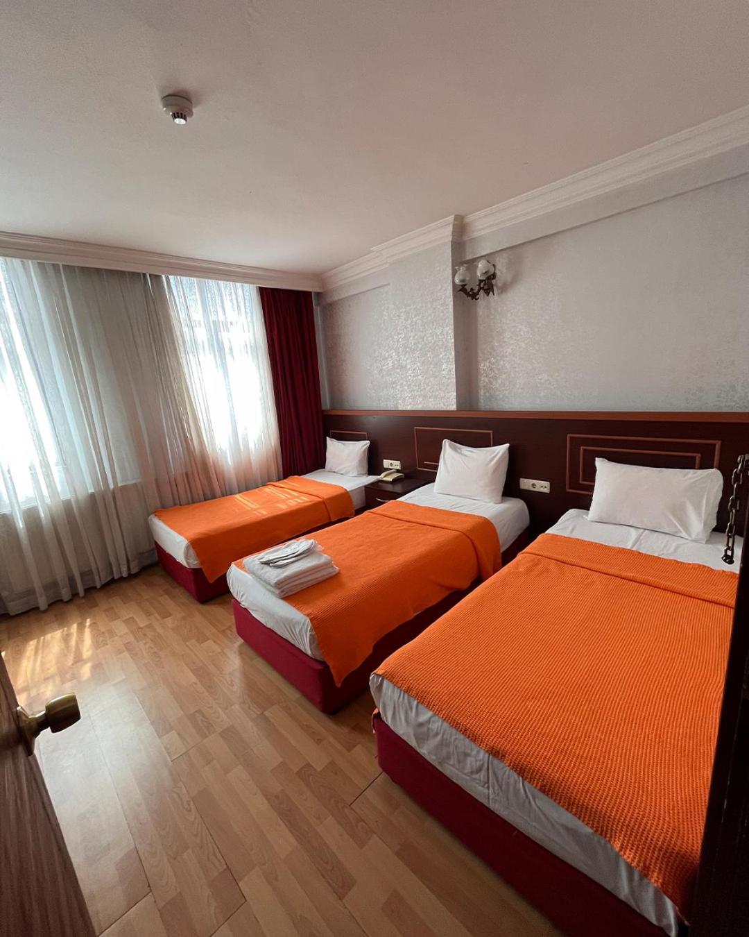 Hotel Red White Istanbul