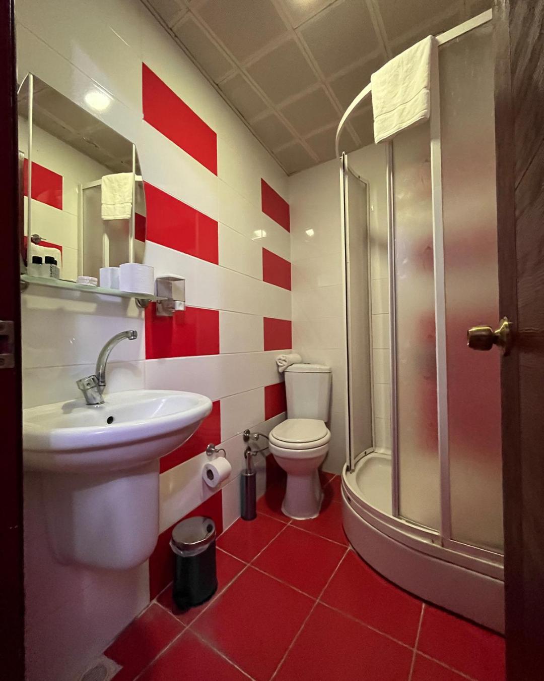 Red White Hotel