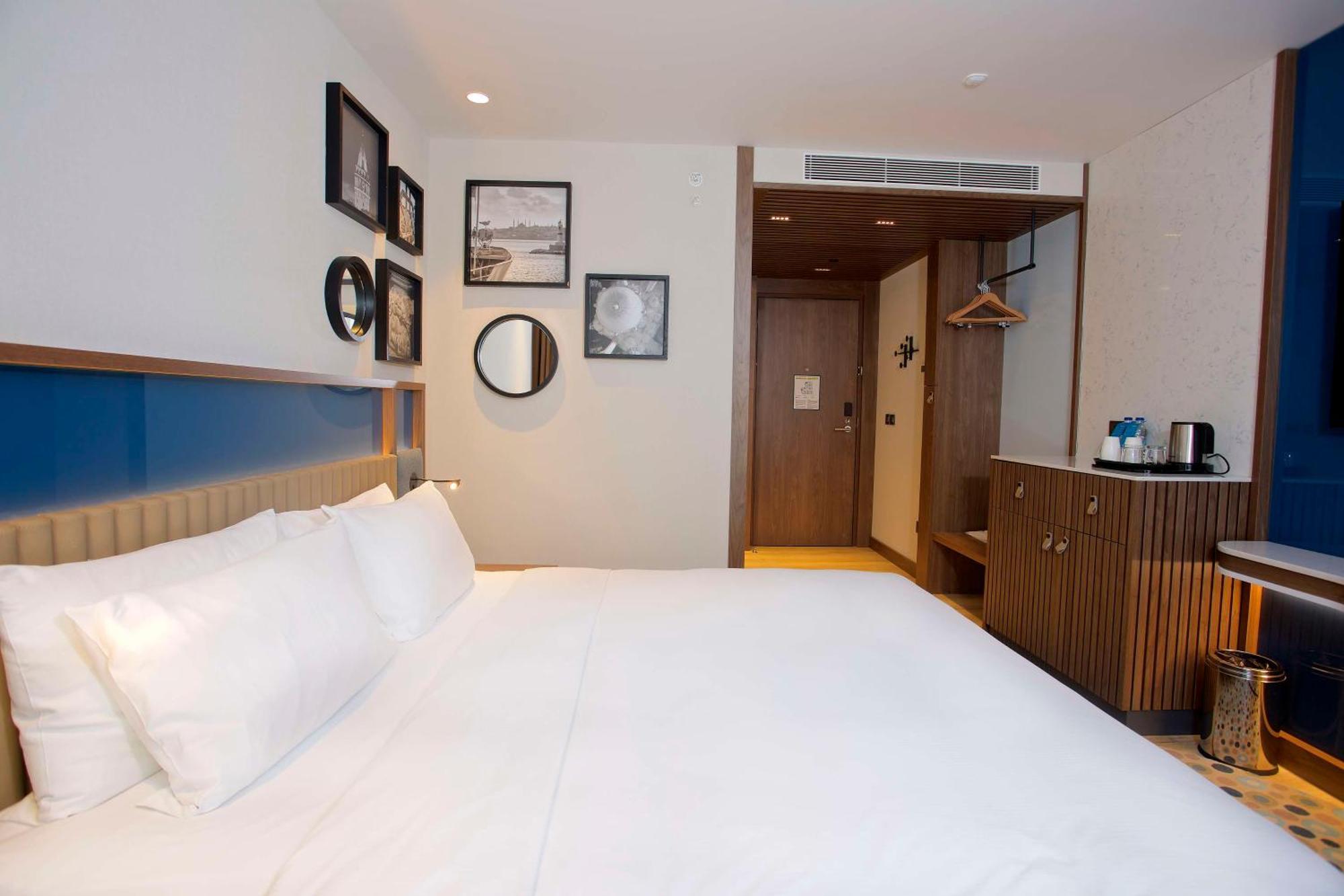 Hotel Hampton By Hilton Old