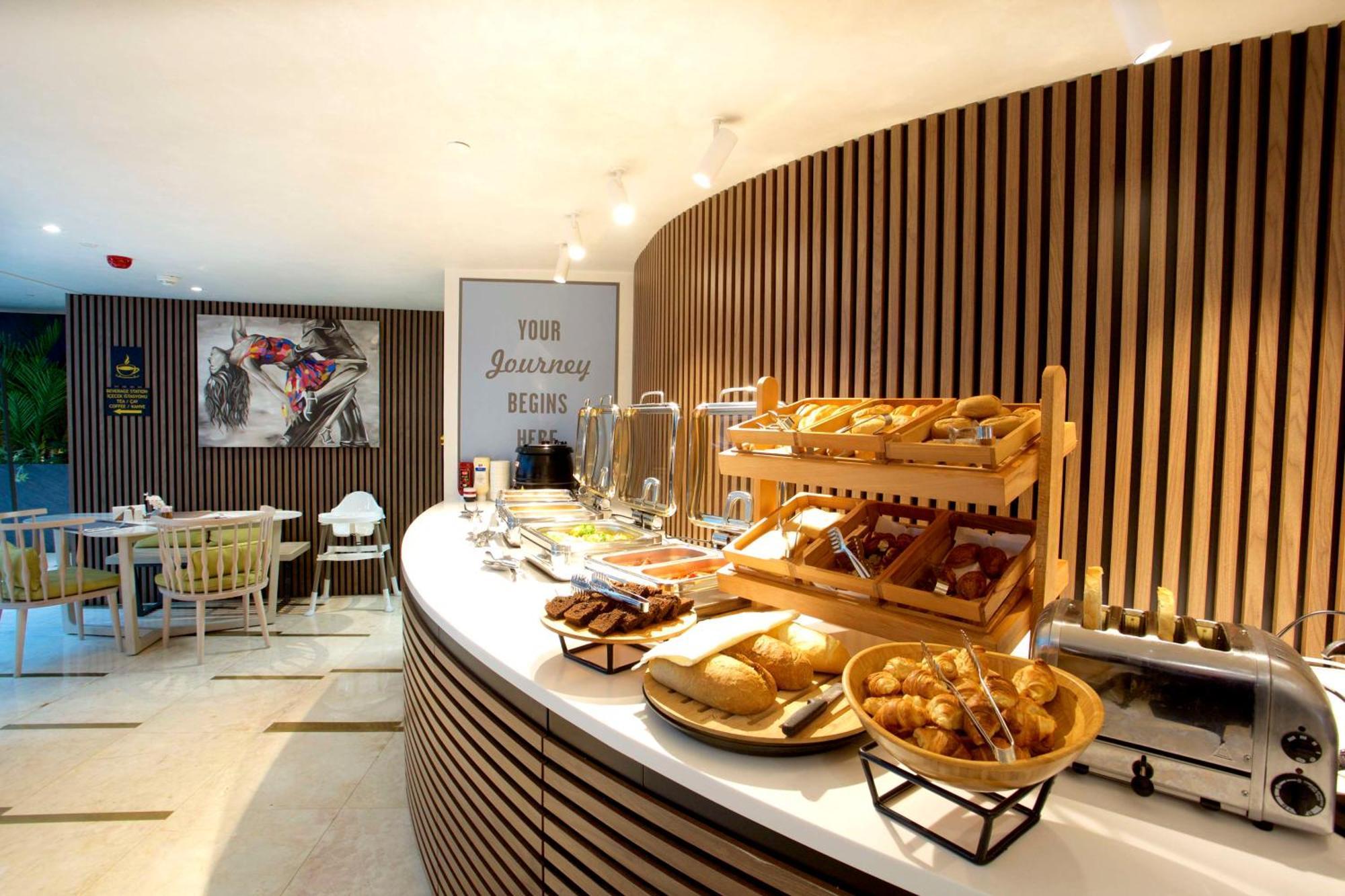 Hotel Hampton By Hilton Old Istambul