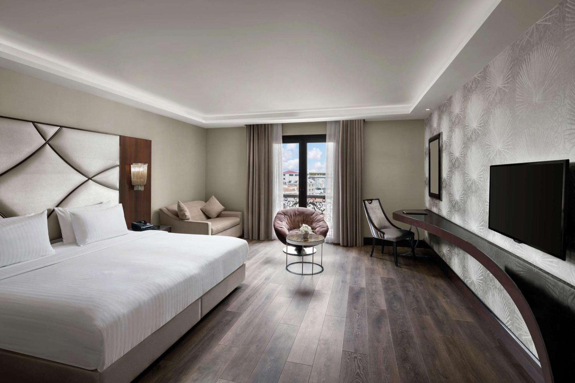 Doubletree By Hilton Gayrettepe Hotel