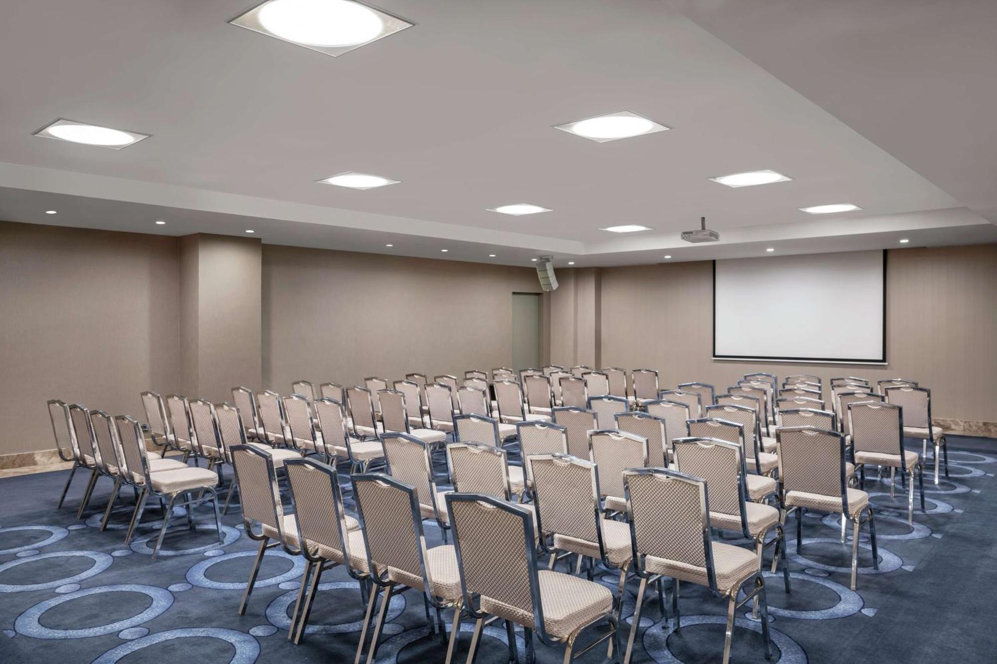 Hotel Doubletree By Hilton Gayrettepe Istanbul