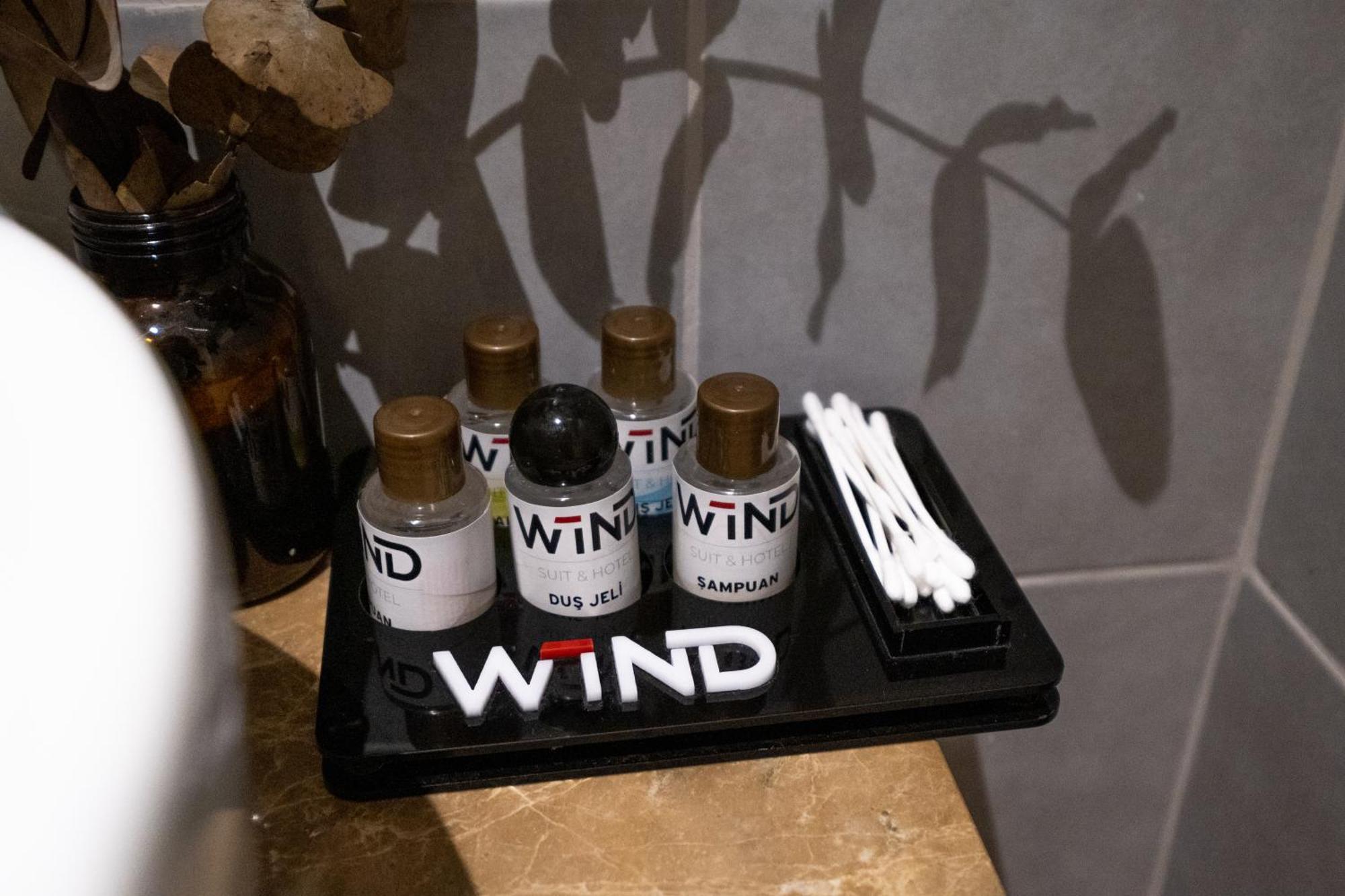 Wind *