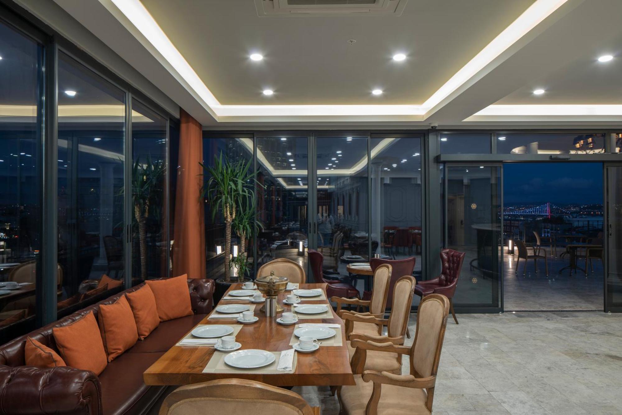 Akka Lush Taksim Hotel 4*