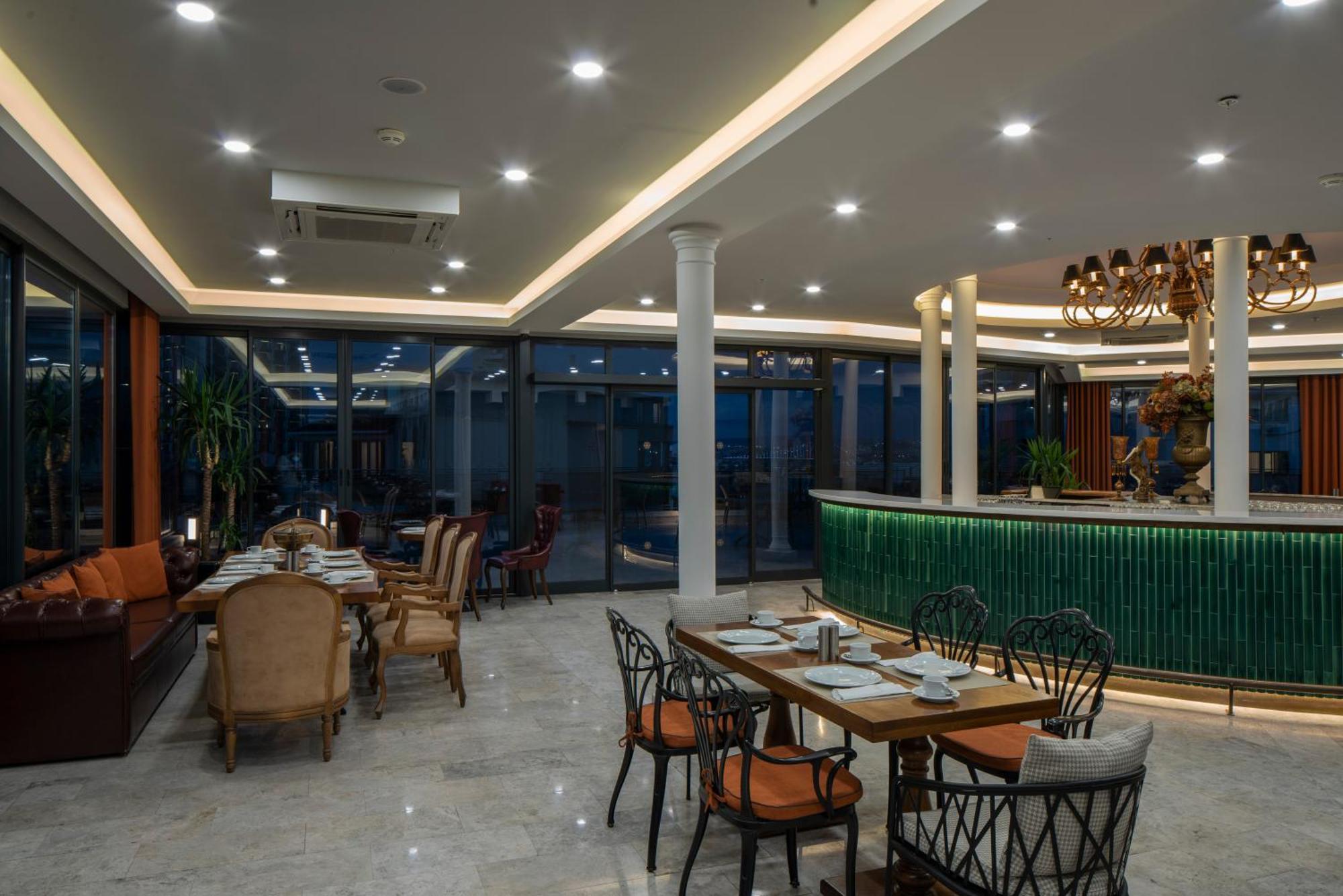 Akka Lush Taksim 4*
