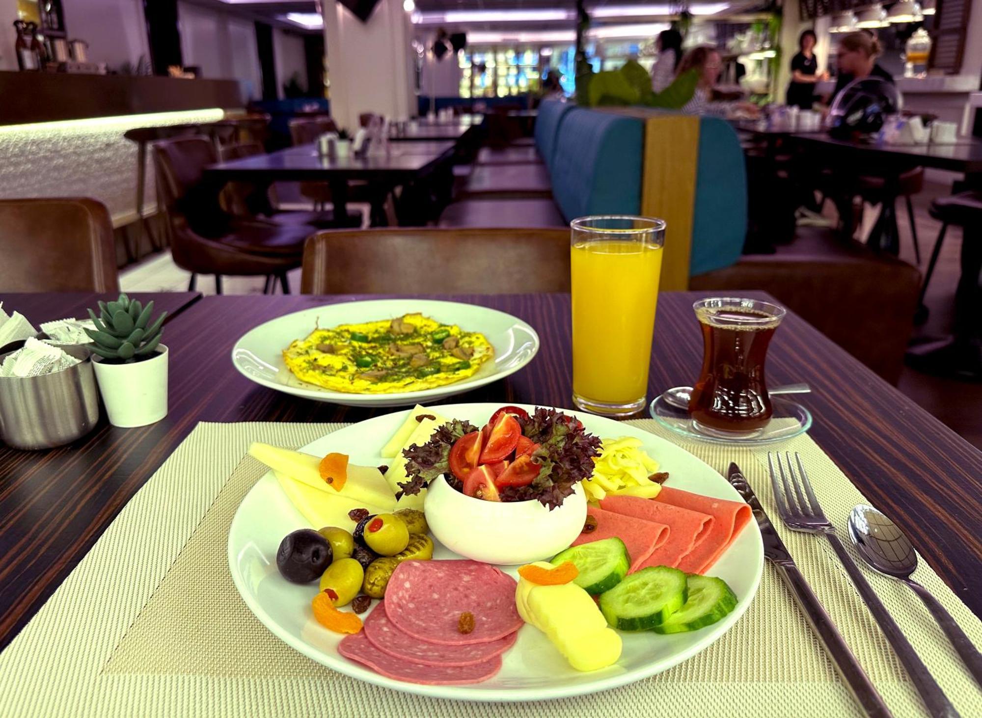Hotel Miapera And 4*