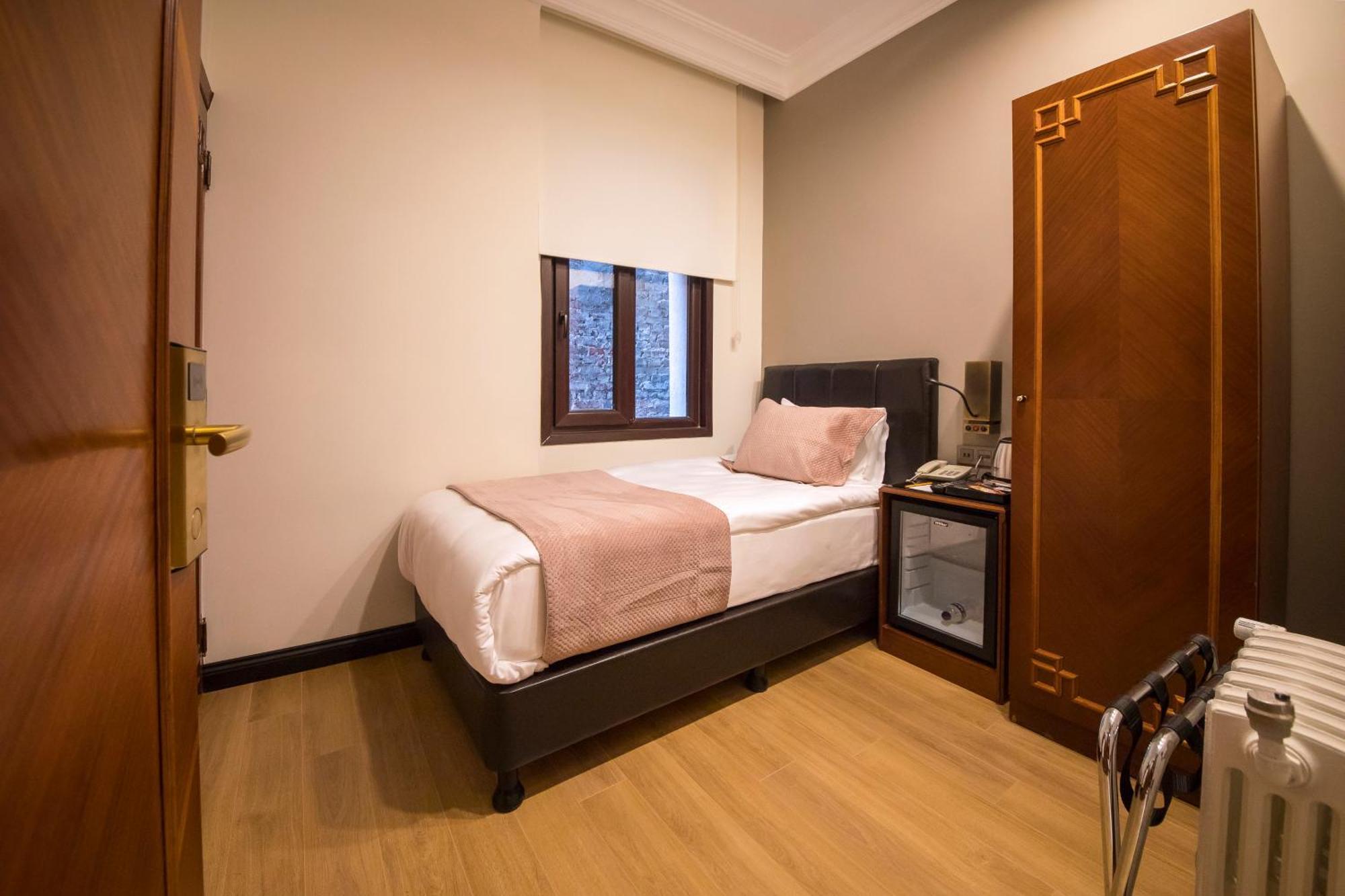 Vardar Palace - Special Category Otel İstanbul