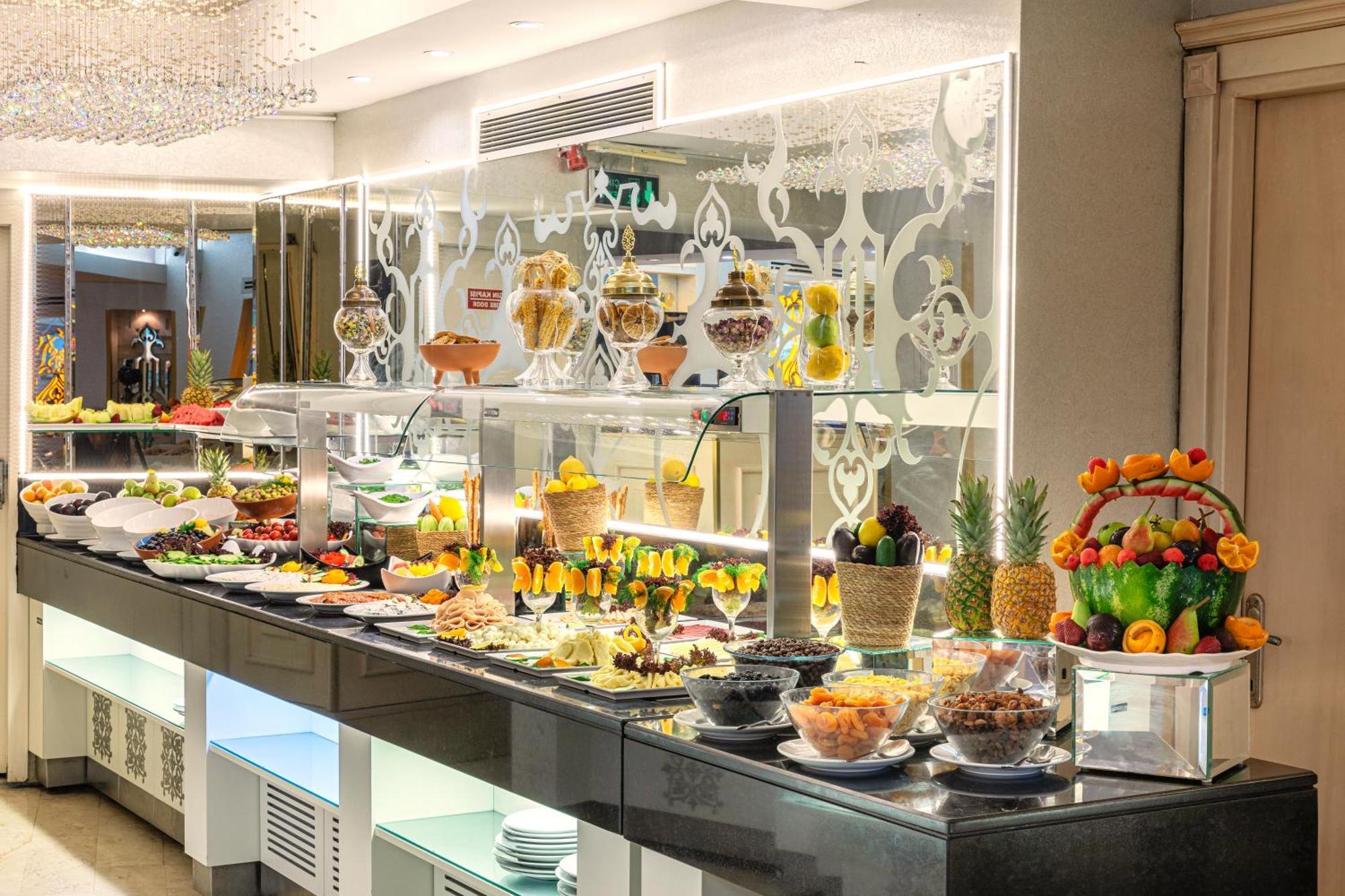 Ipek Hotel 4*