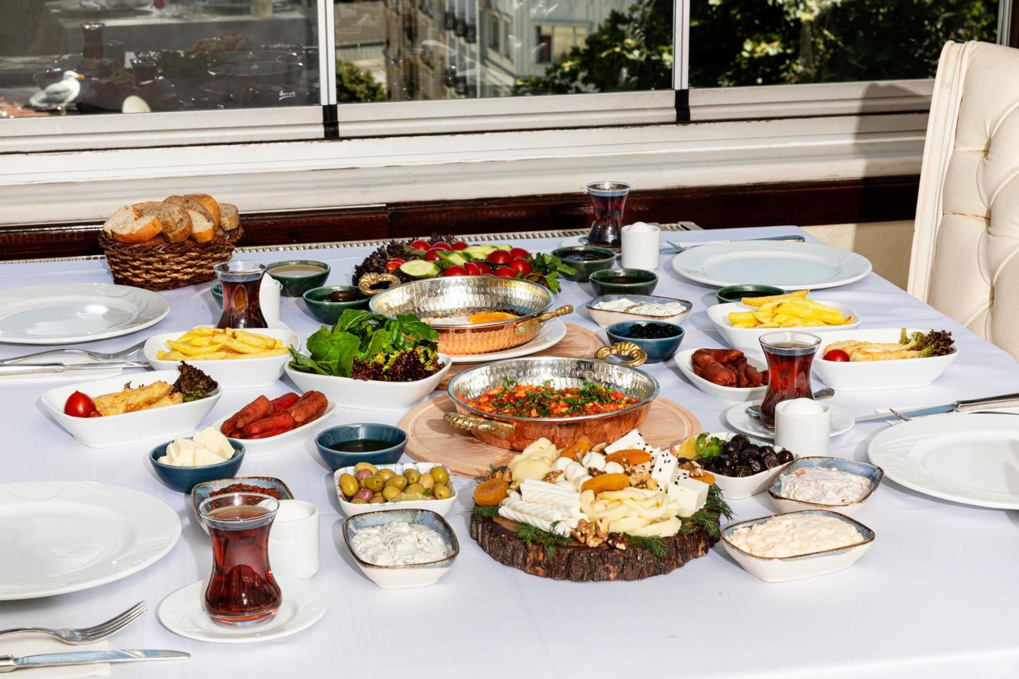 Ipek Hotel