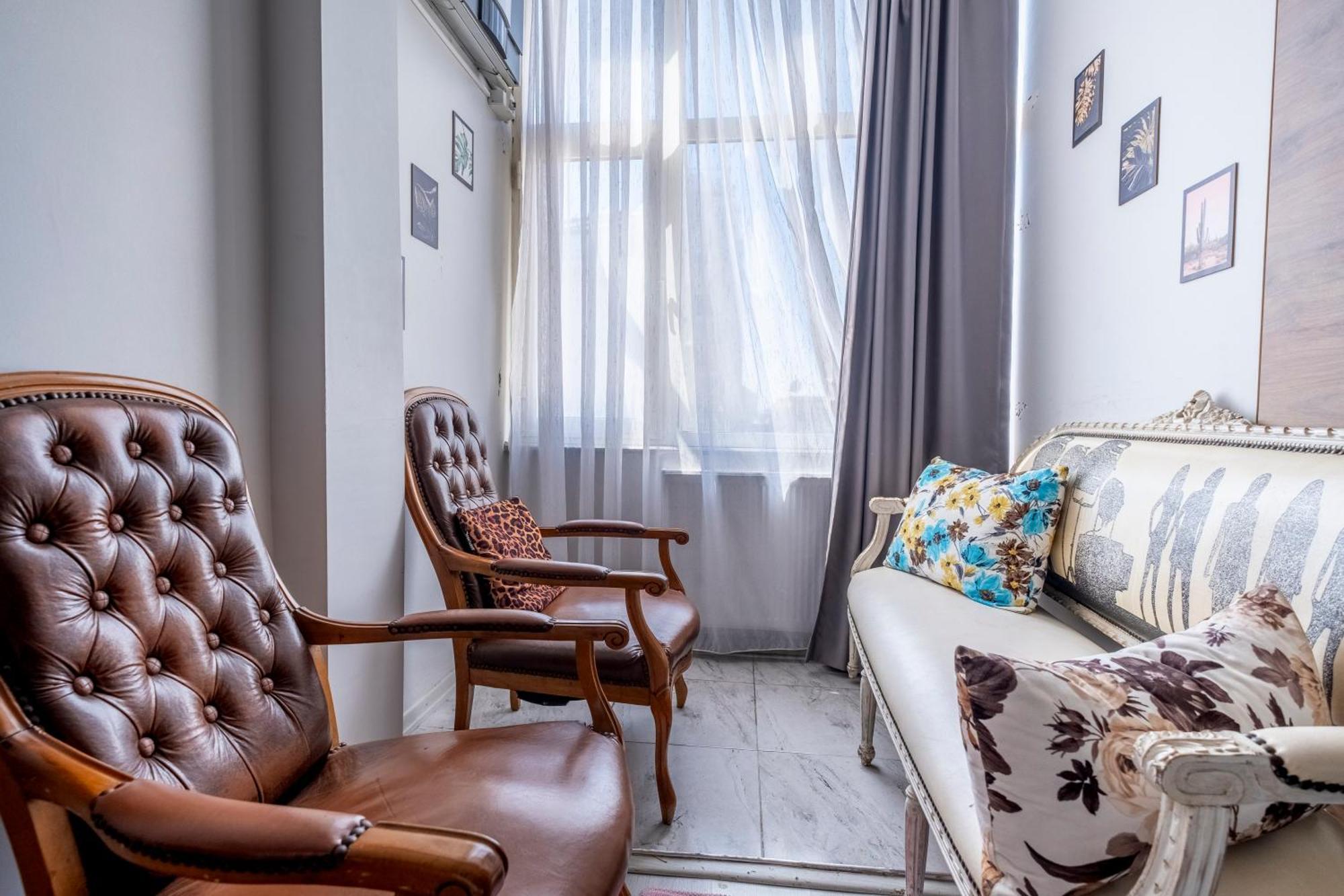Stnbol Hotel