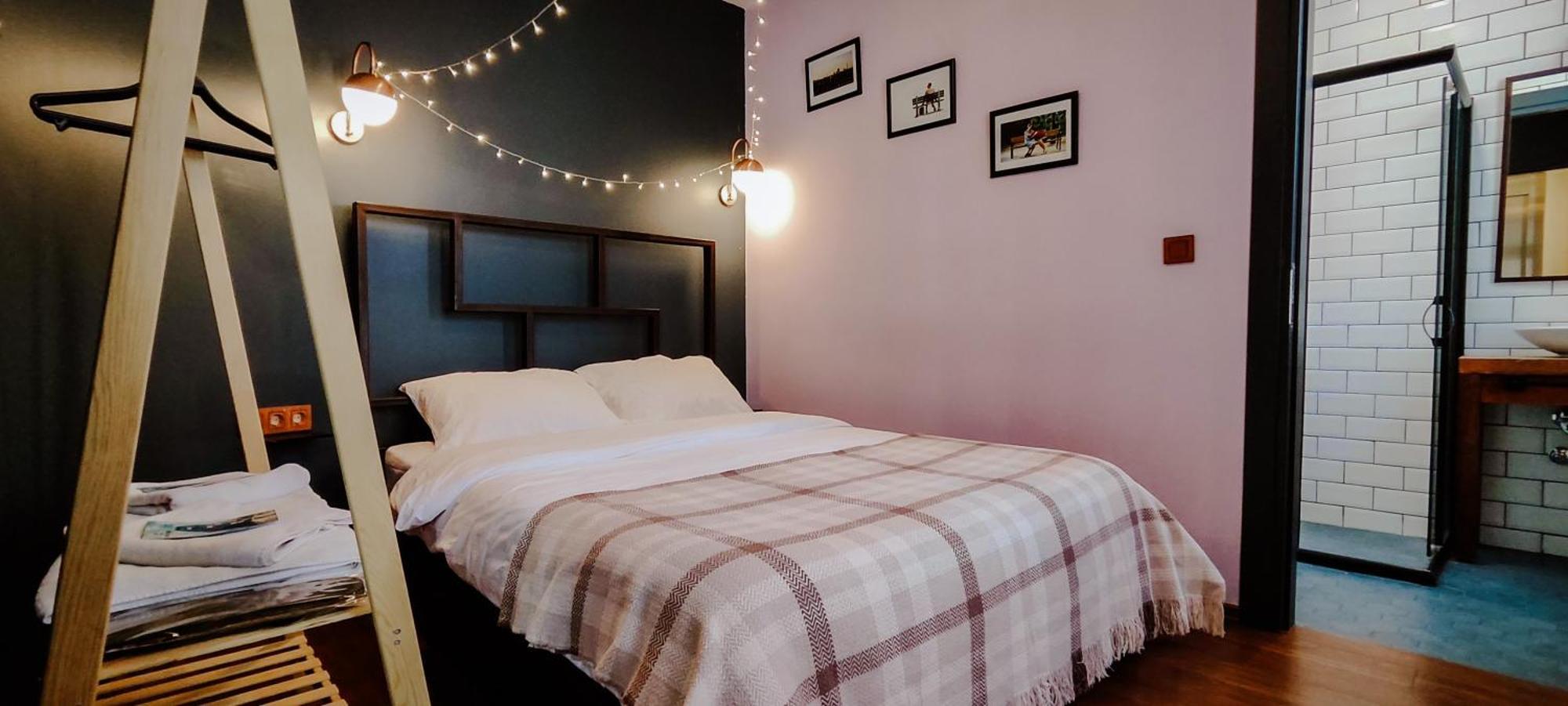 Le Banc Hostel
