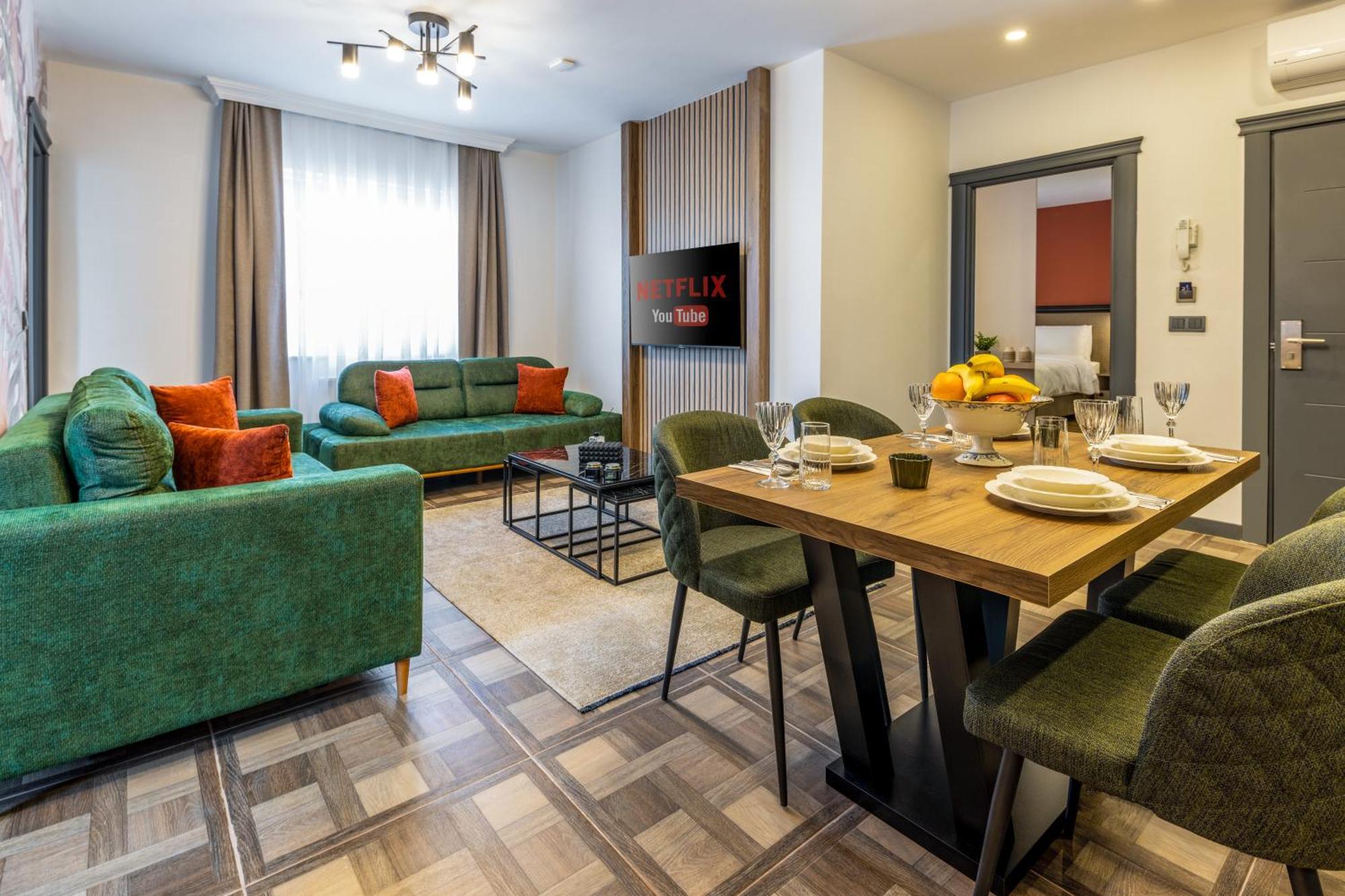 Hotel Baymari Suites Life