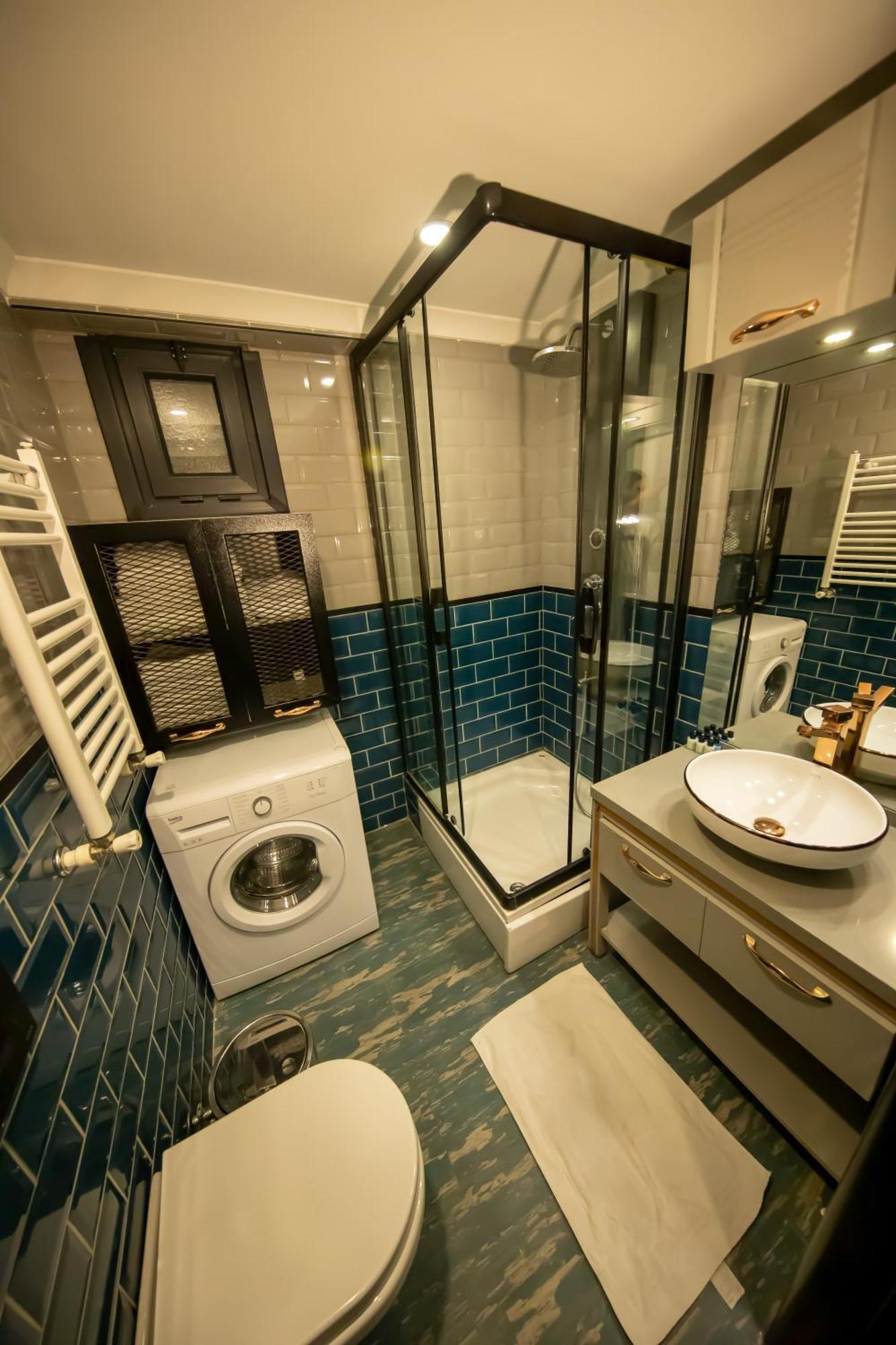 Aparthotel Ava Center