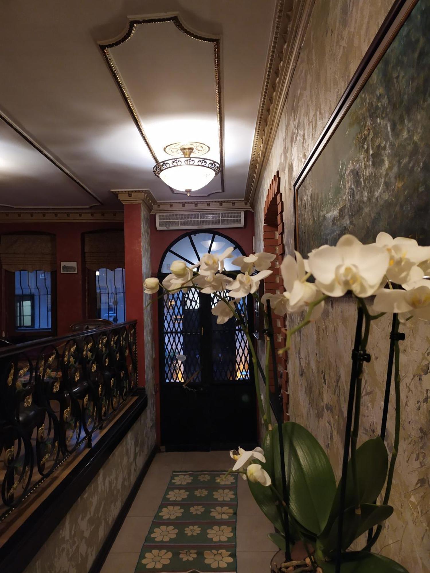 Irish Hotel 2*