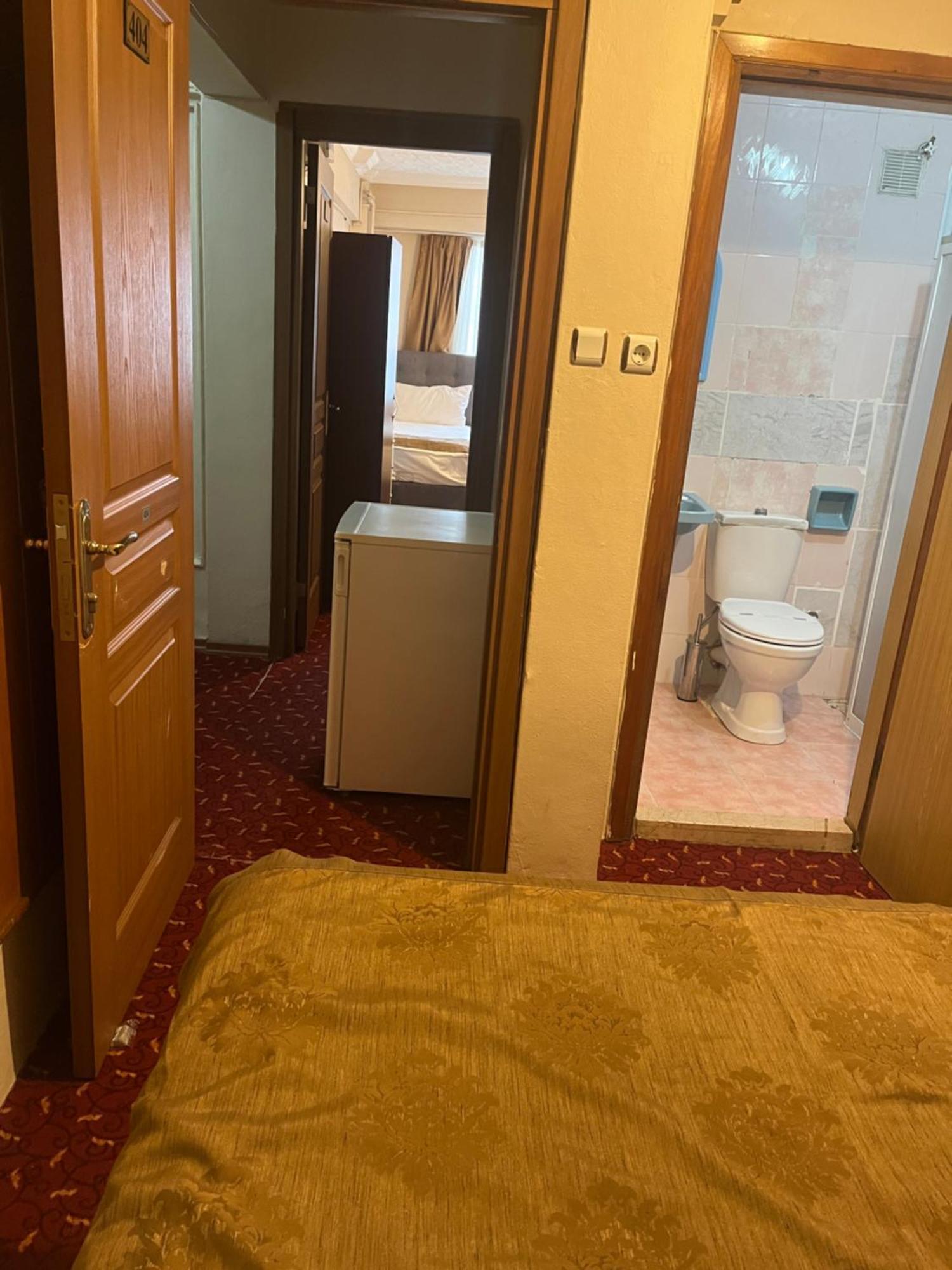 Paris 2*