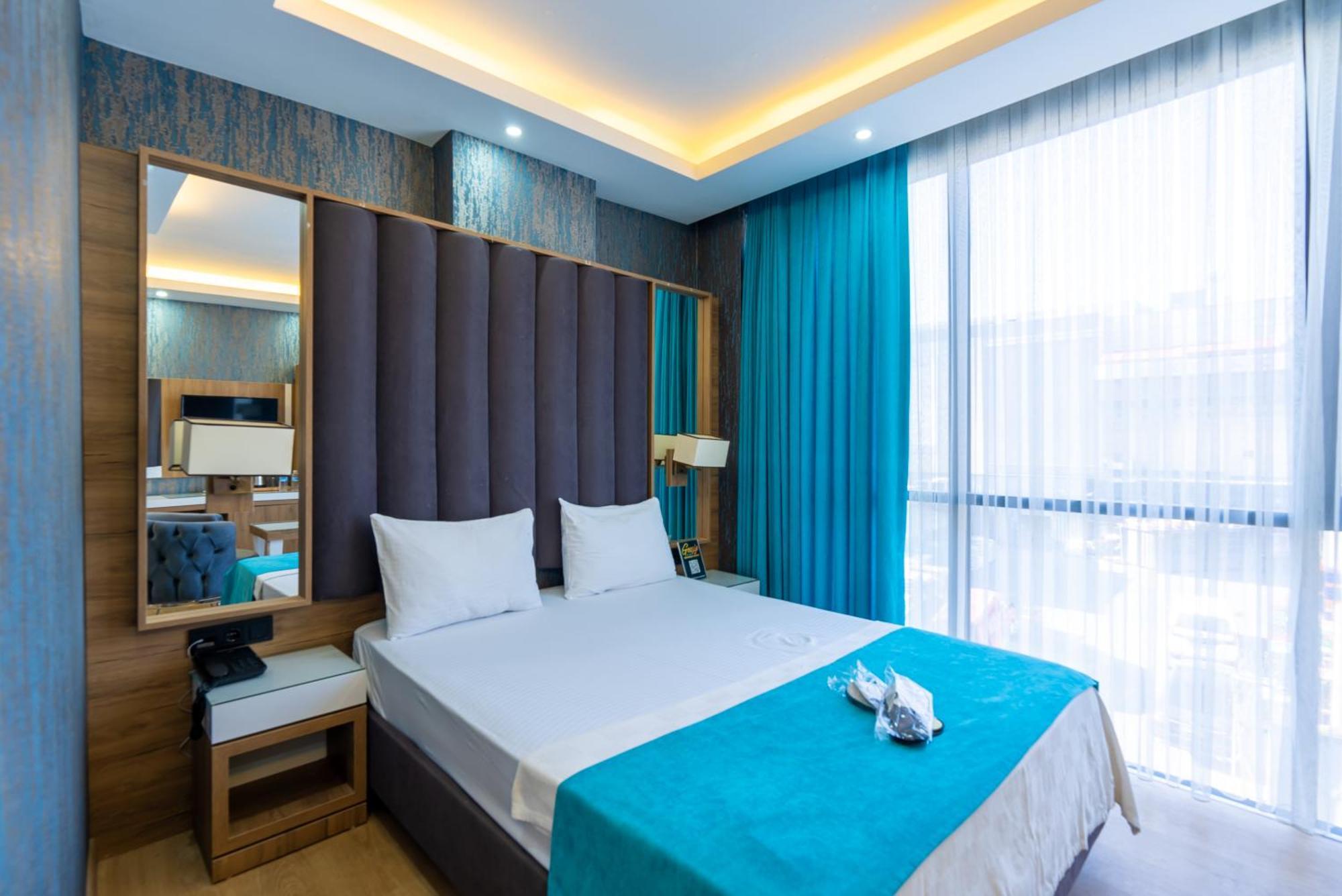 Hotel Black Palace *