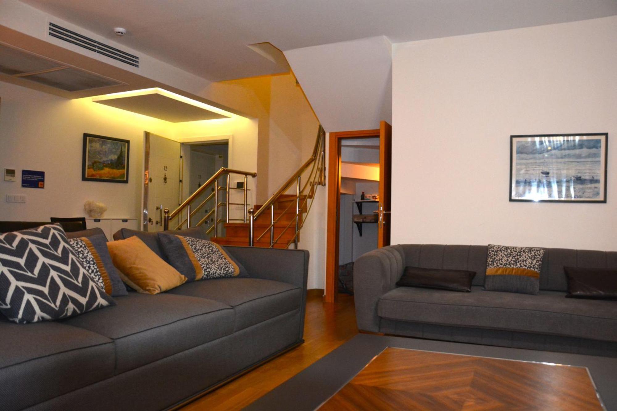 Taksim Perfect Residence, 3 Bedrooms, 140 M2, Pool Gym Sauna Access *