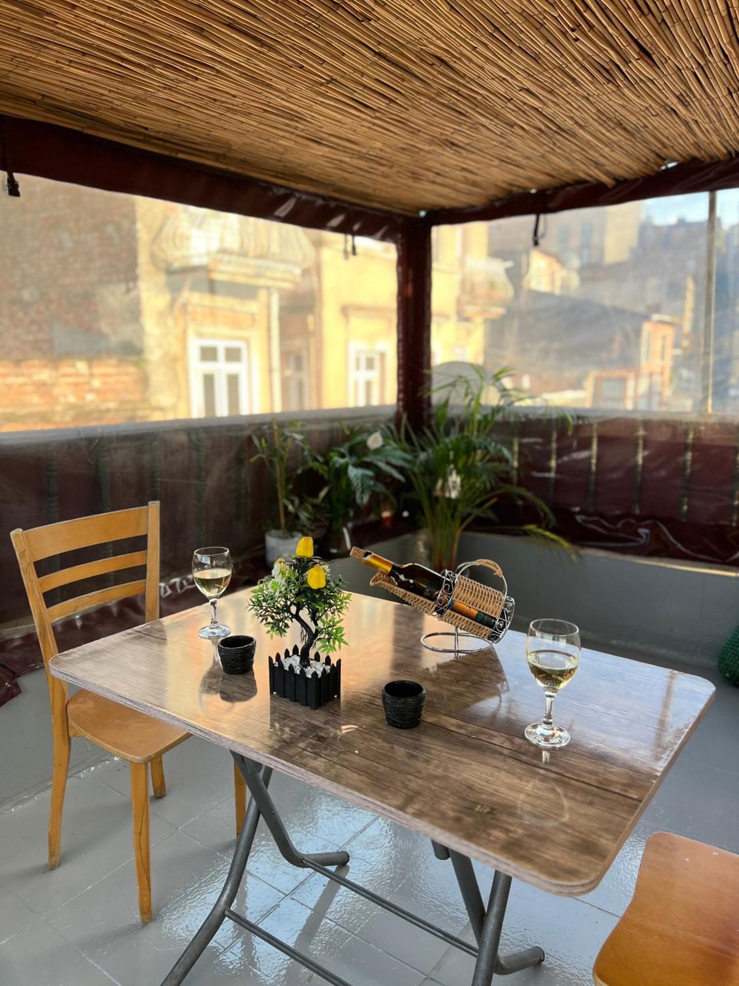 Cozy Dublex In City Center, 3rd Floor Apartment *