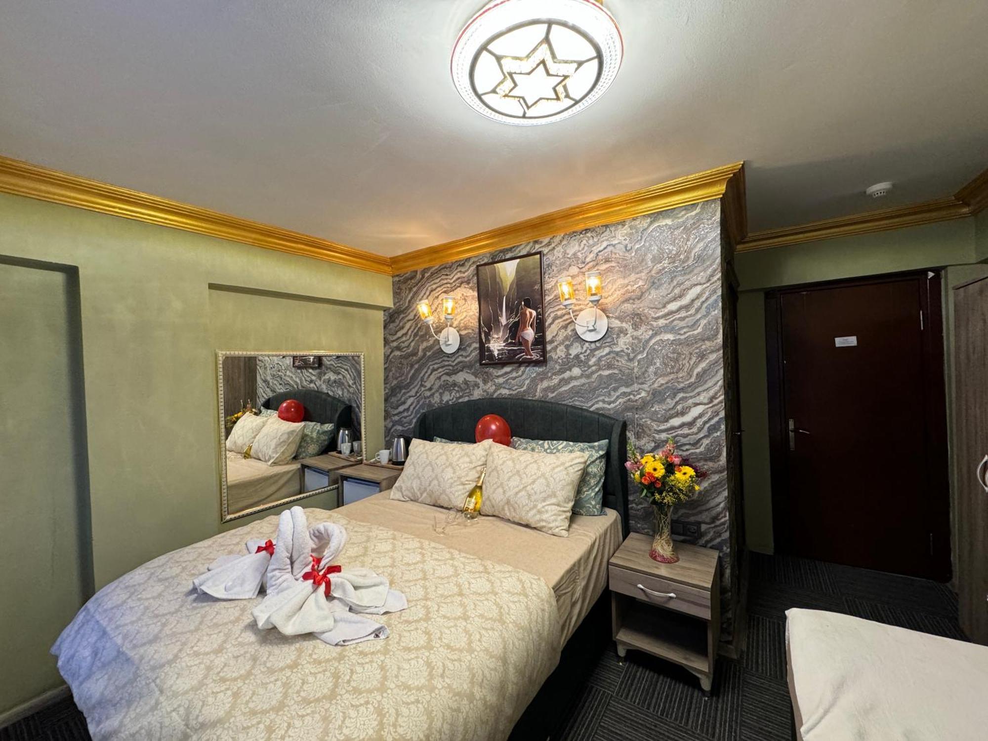 Royal Old City Hotel 3*