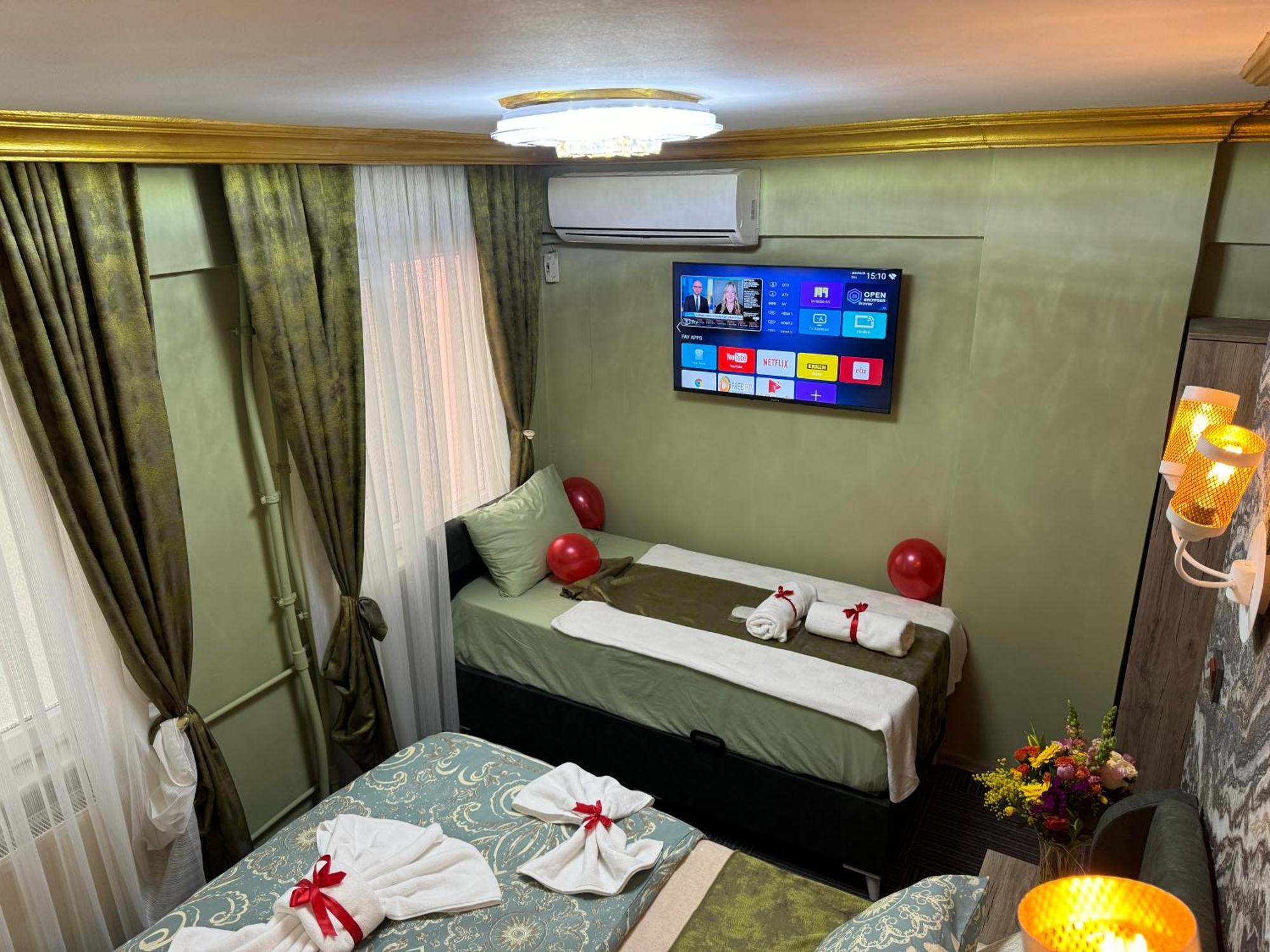 Royal Old City Hotel