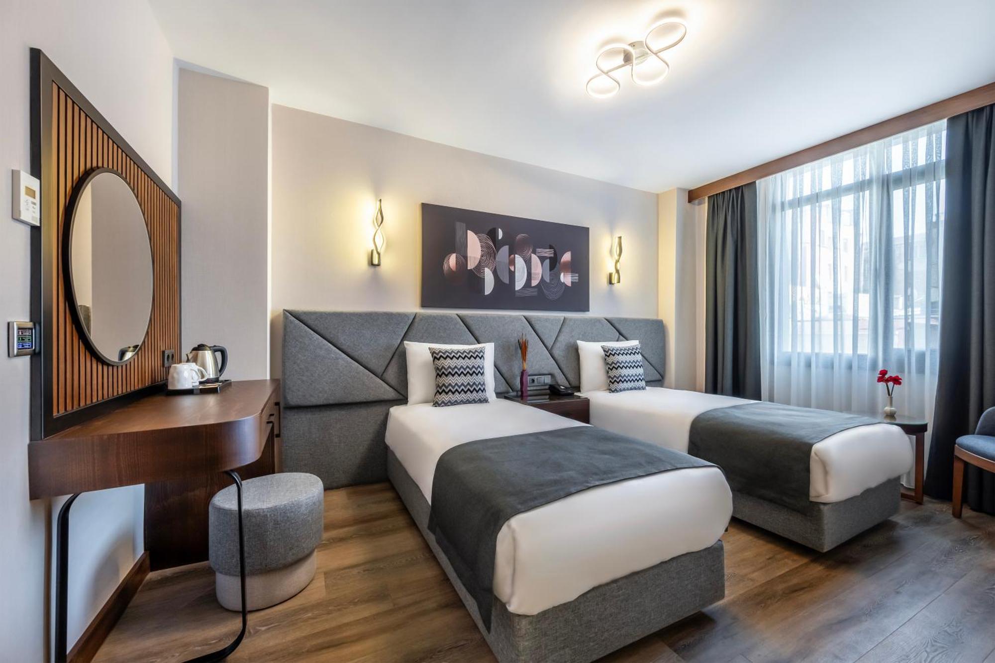 Hotel Bristol